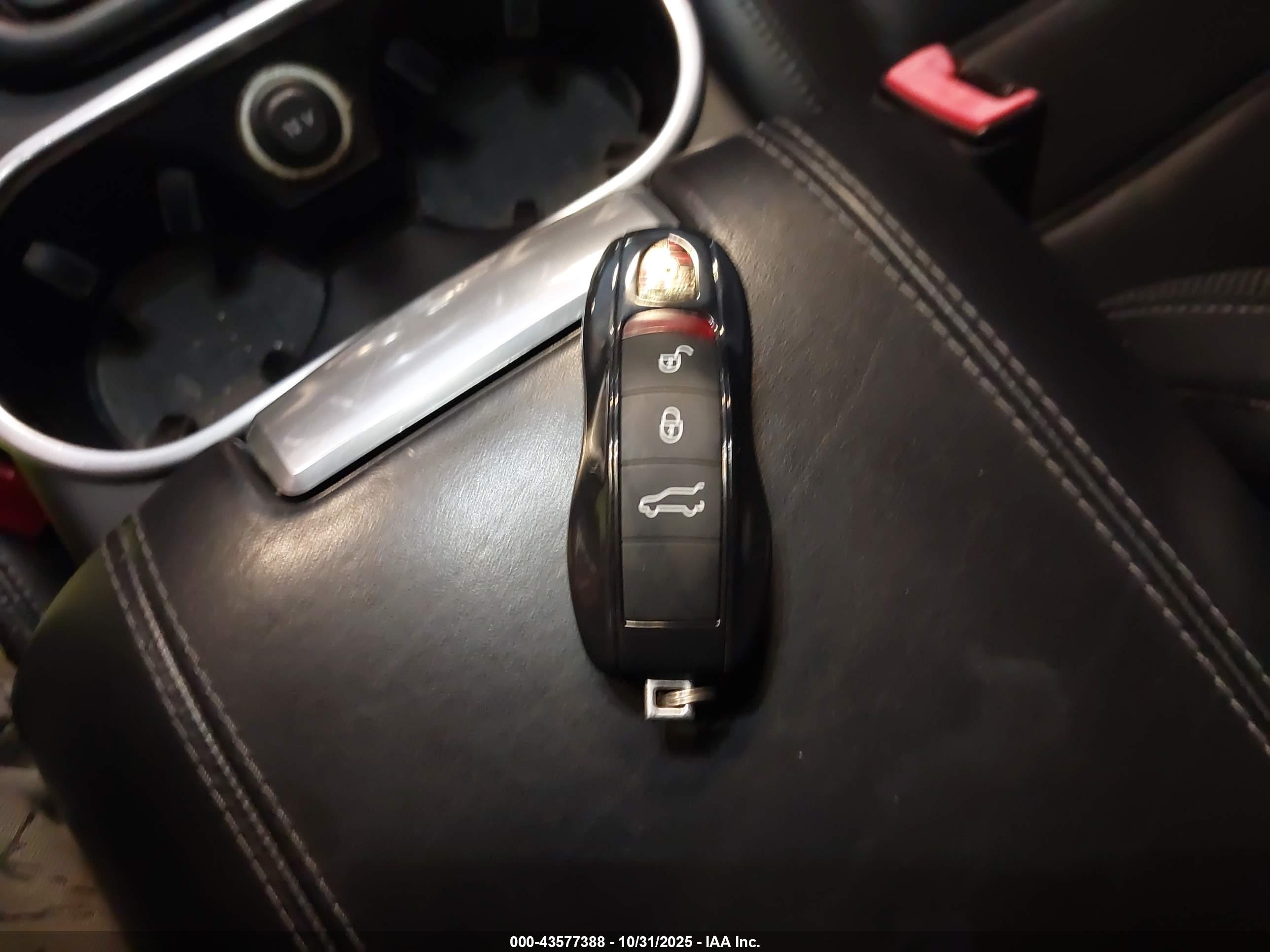 PORSCHE CAYENNE image 11