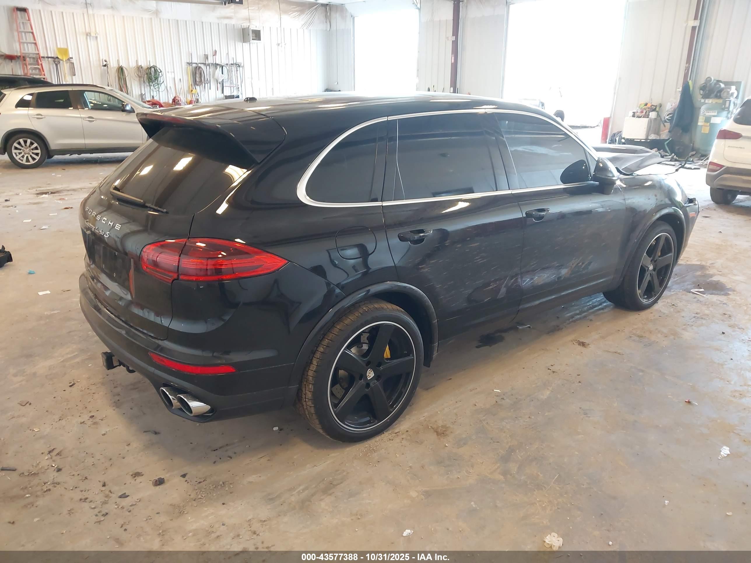 PORSCHE CAYENNE image 4
