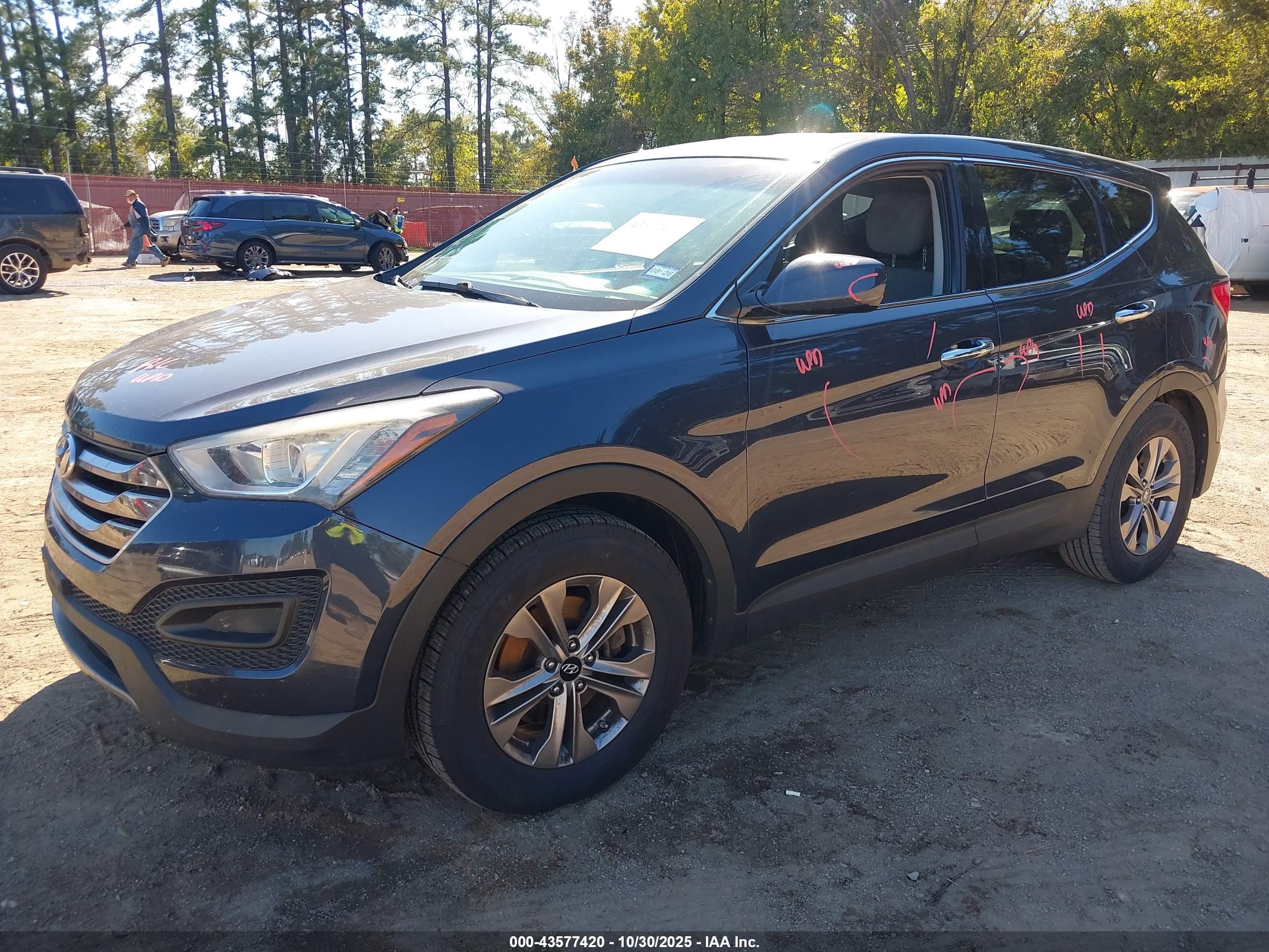 HYUNDAI SANTA image 2