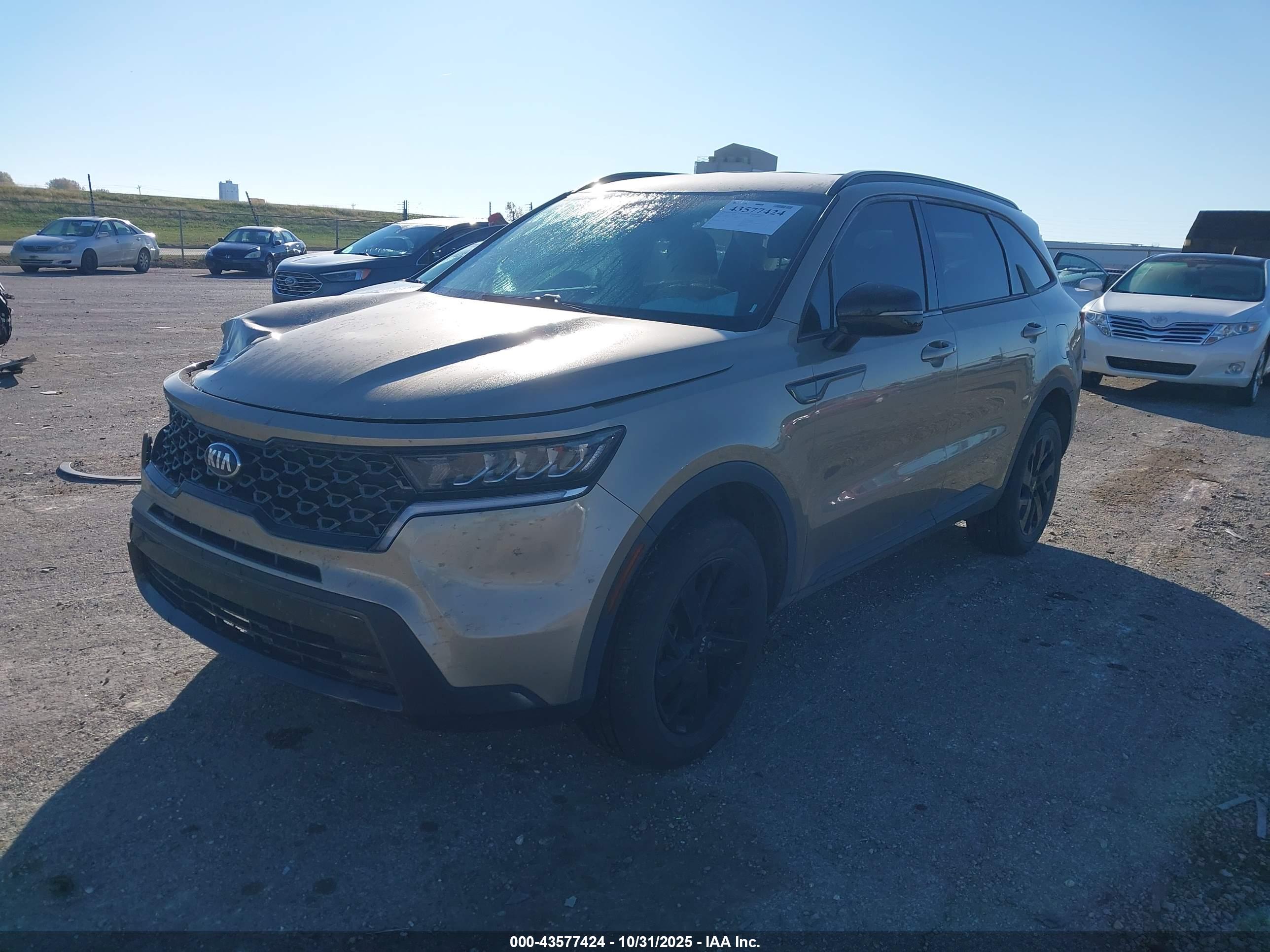 KIA SORENTO image 2