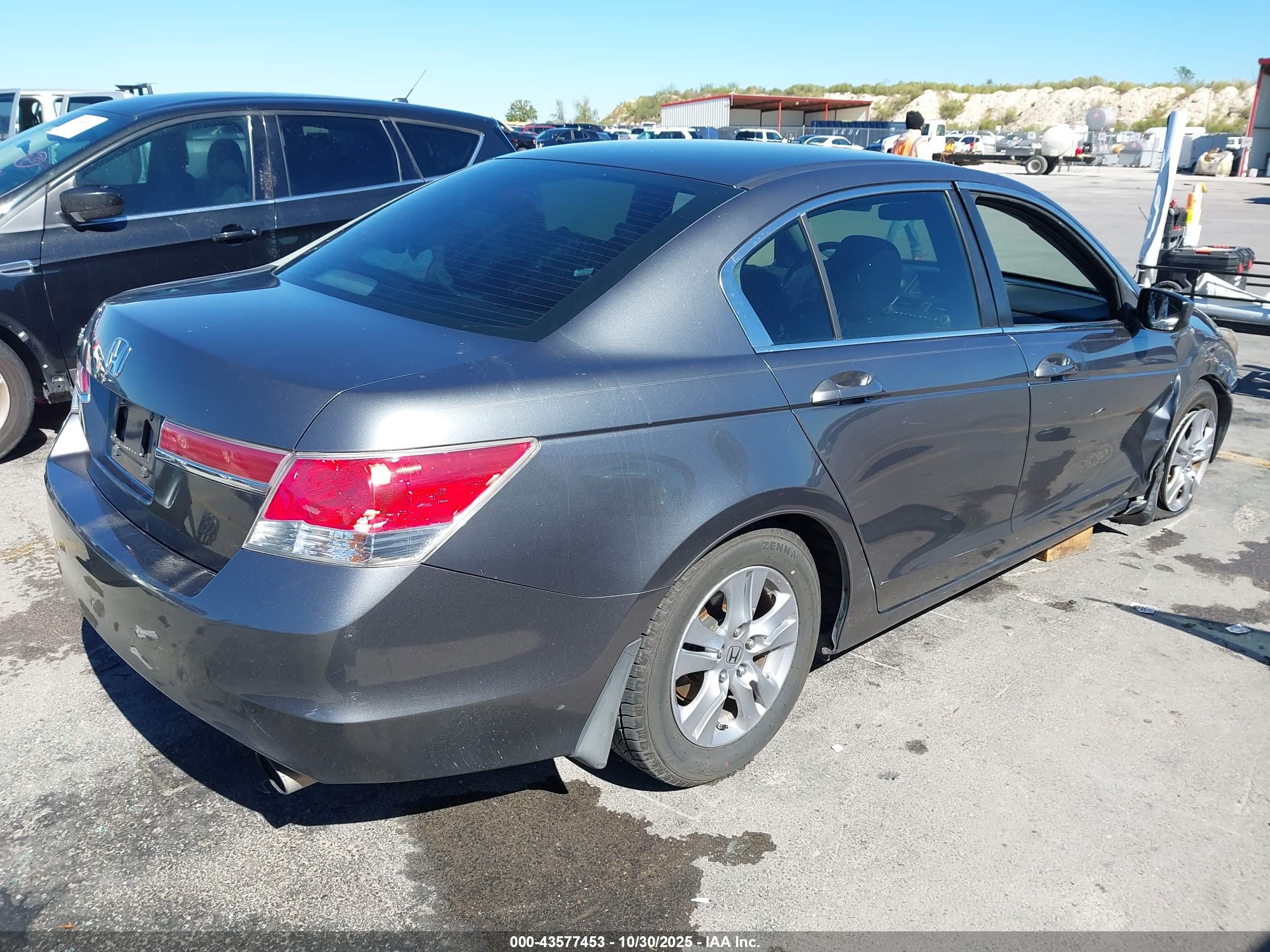 HONDA ACCORD image 4