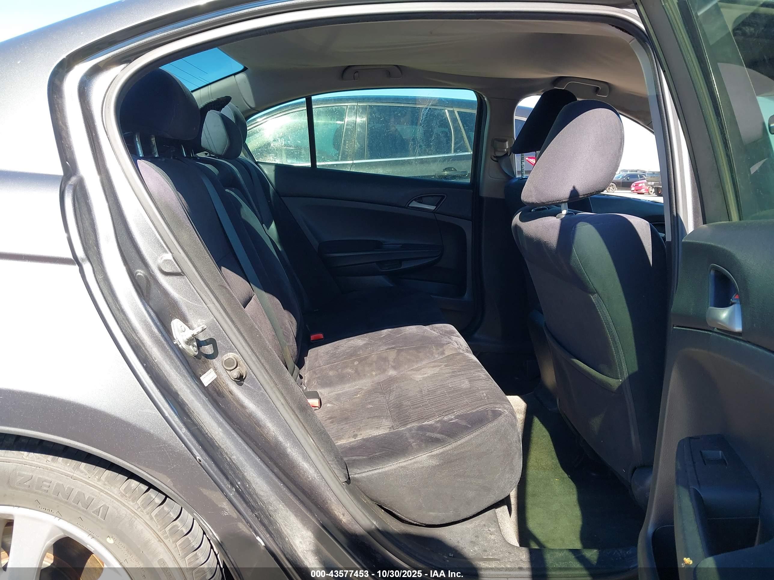 HONDA ACCORD image 8