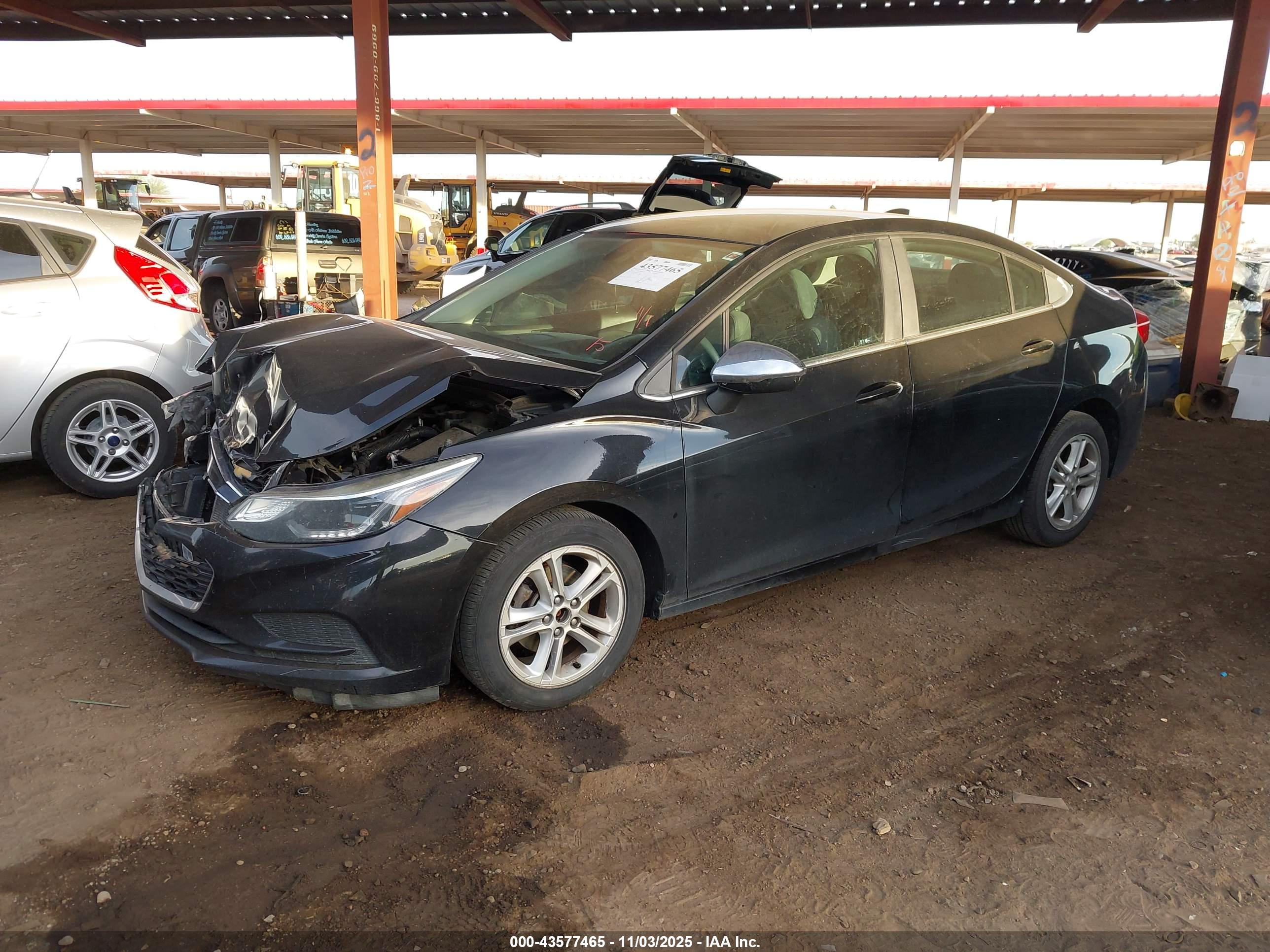 CHEVROLET CRUZE image 2