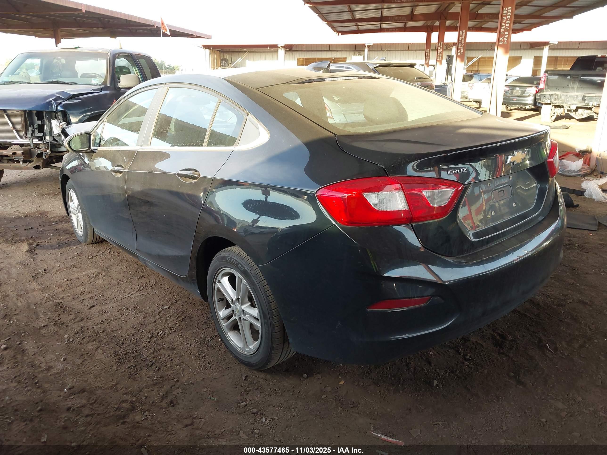 CHEVROLET CRUZE image 3