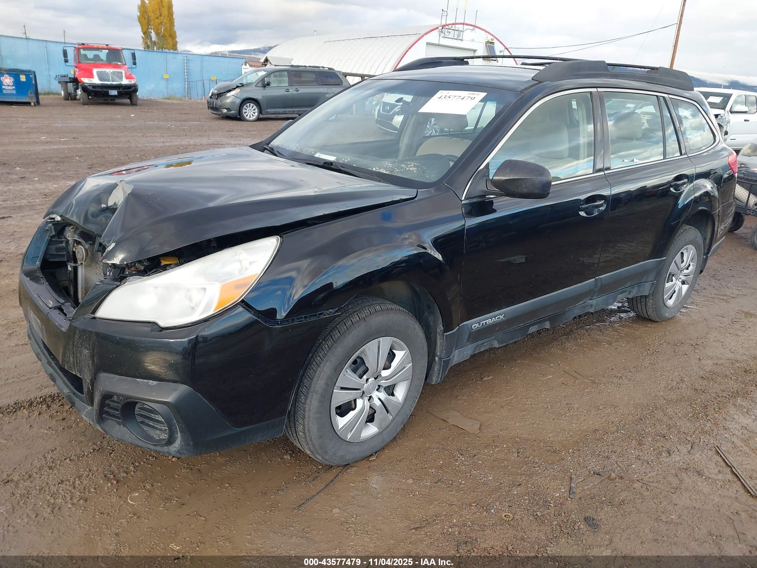 SUBARU OUTBACK image 2