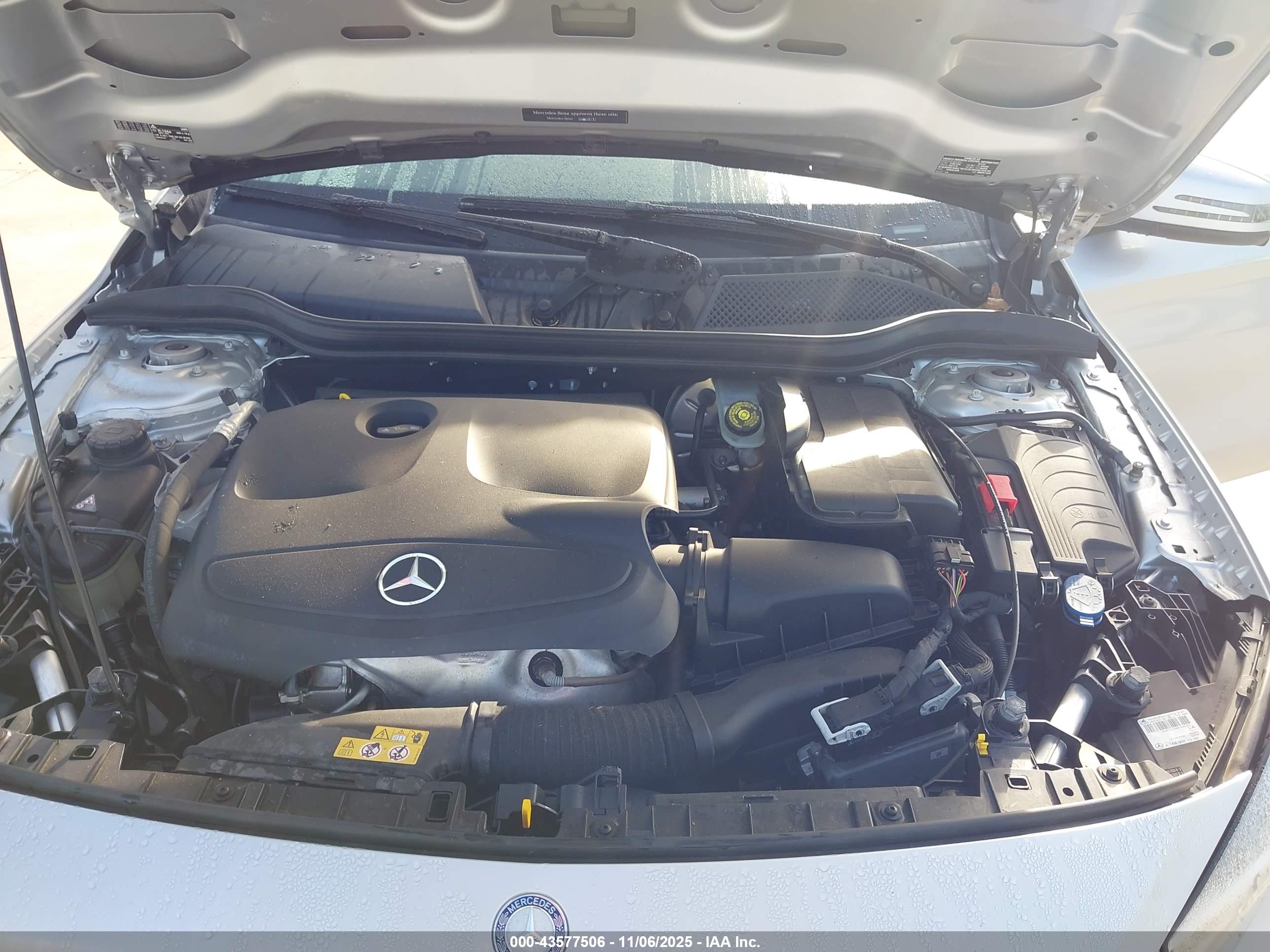 MERCEDES-BENZ GLA image 10