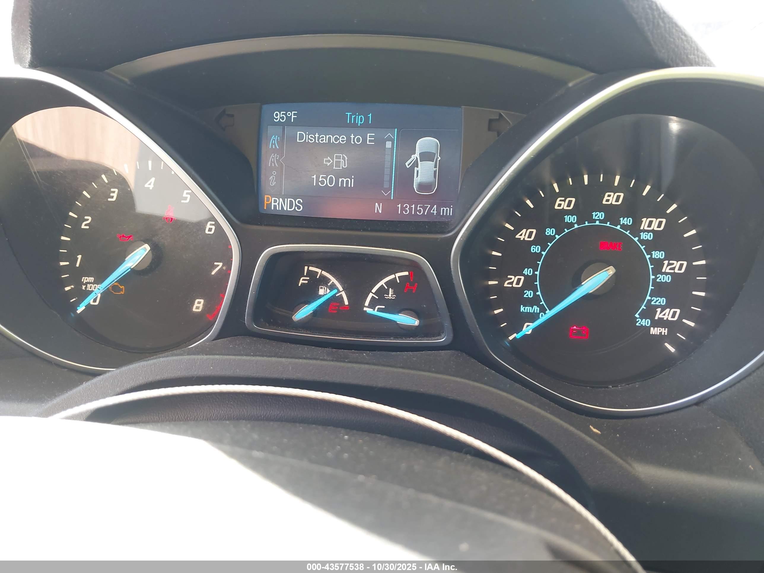 FORD ESCAPE image 7