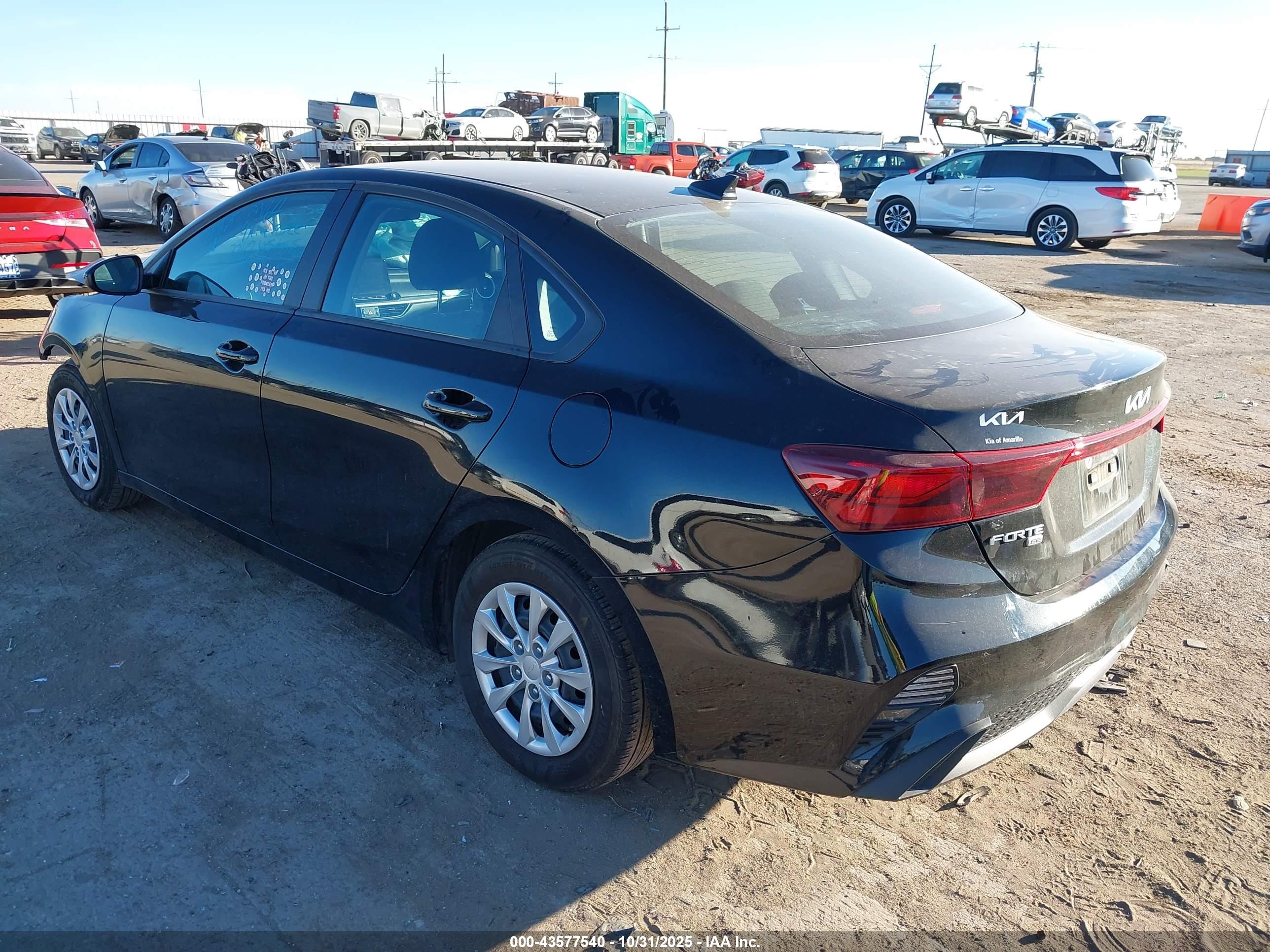 KIA FORTE image 3
