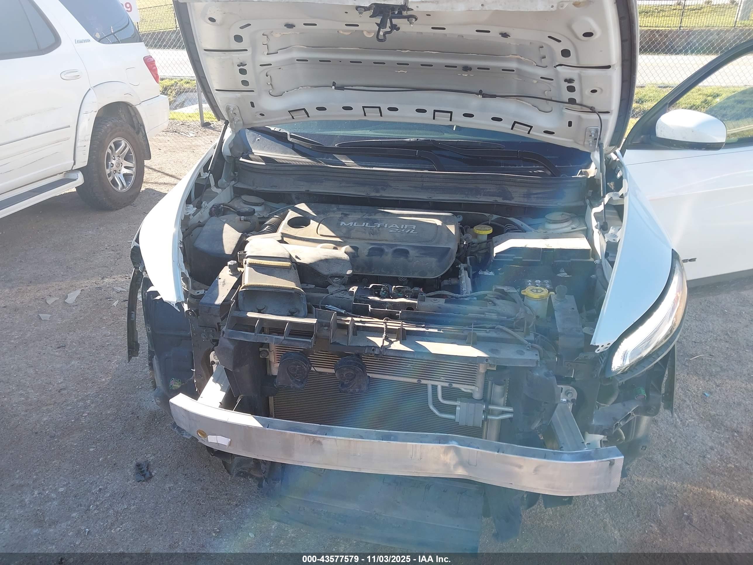 JEEP CHEROKEE image 10