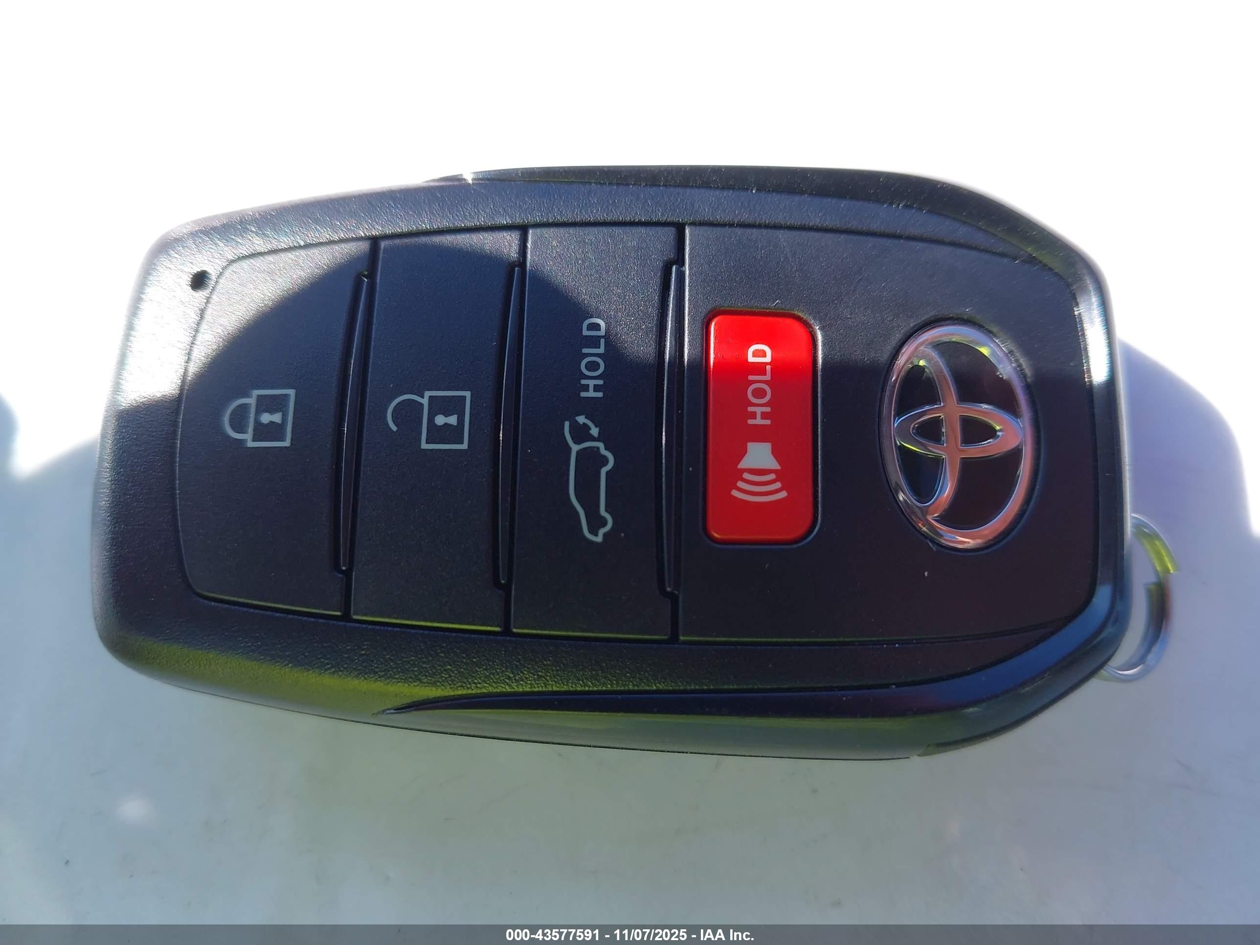 TOYOTA GRAND image 11