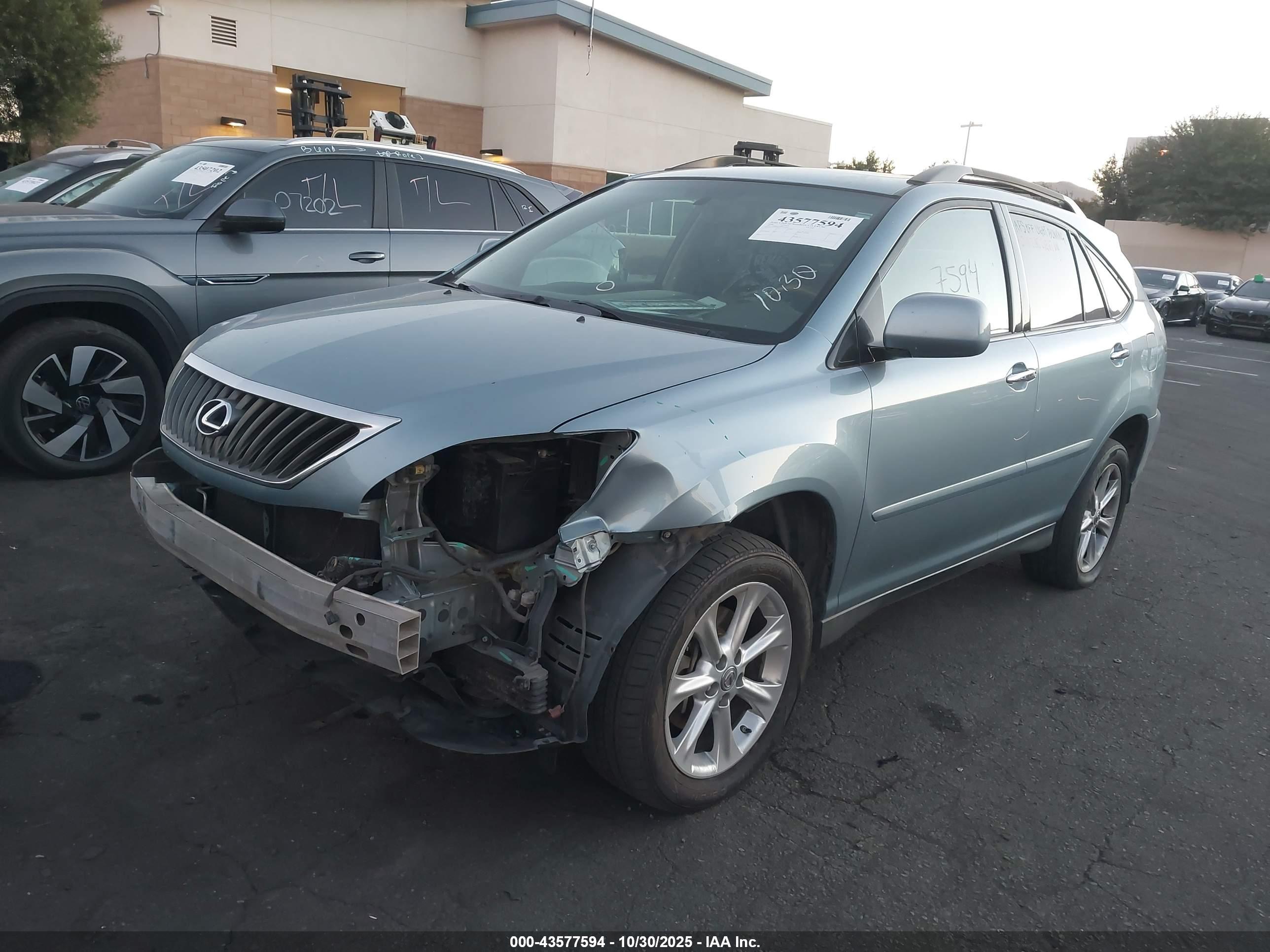 LEXUS RX image 2