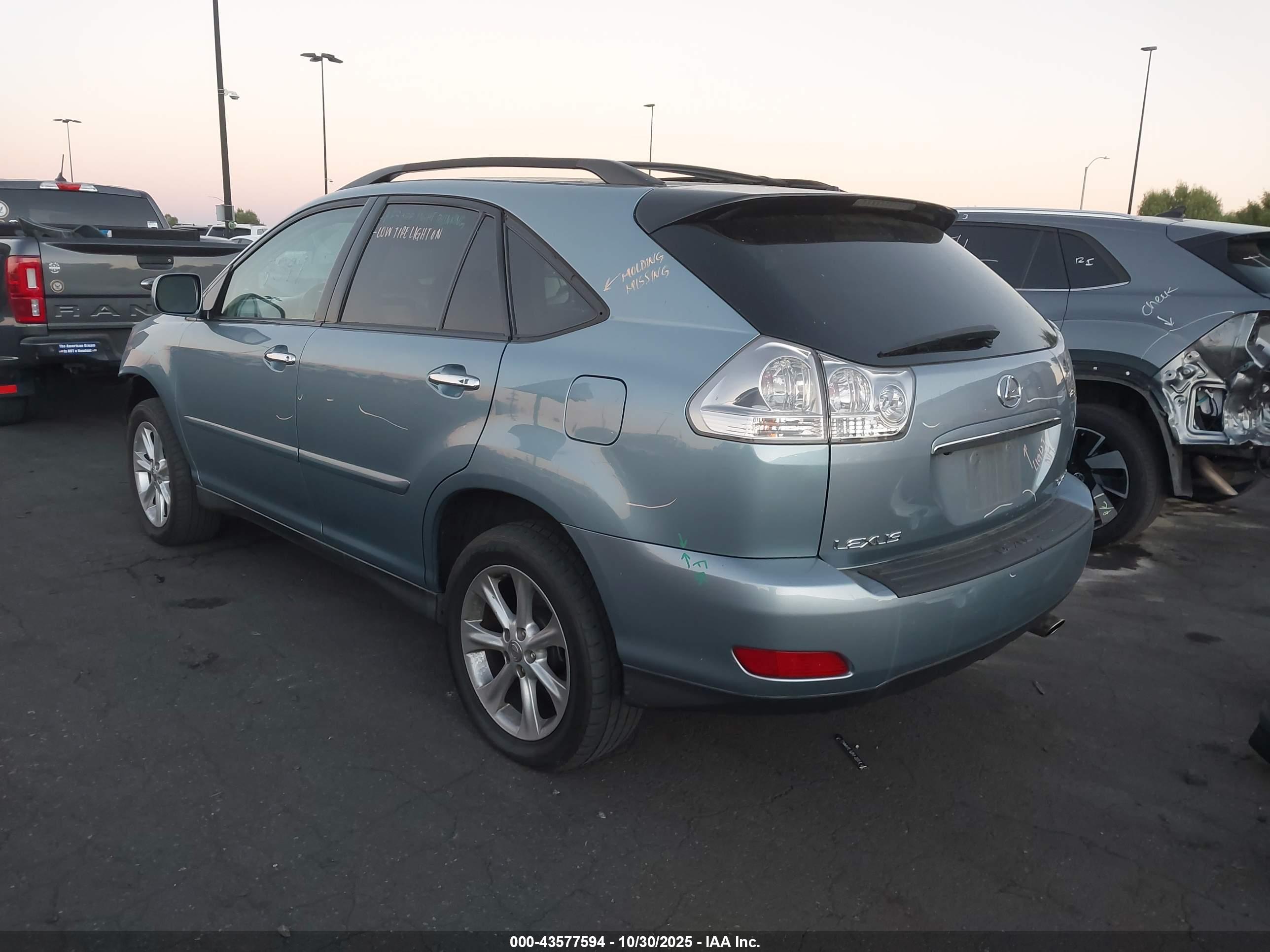 LEXUS RX image 3