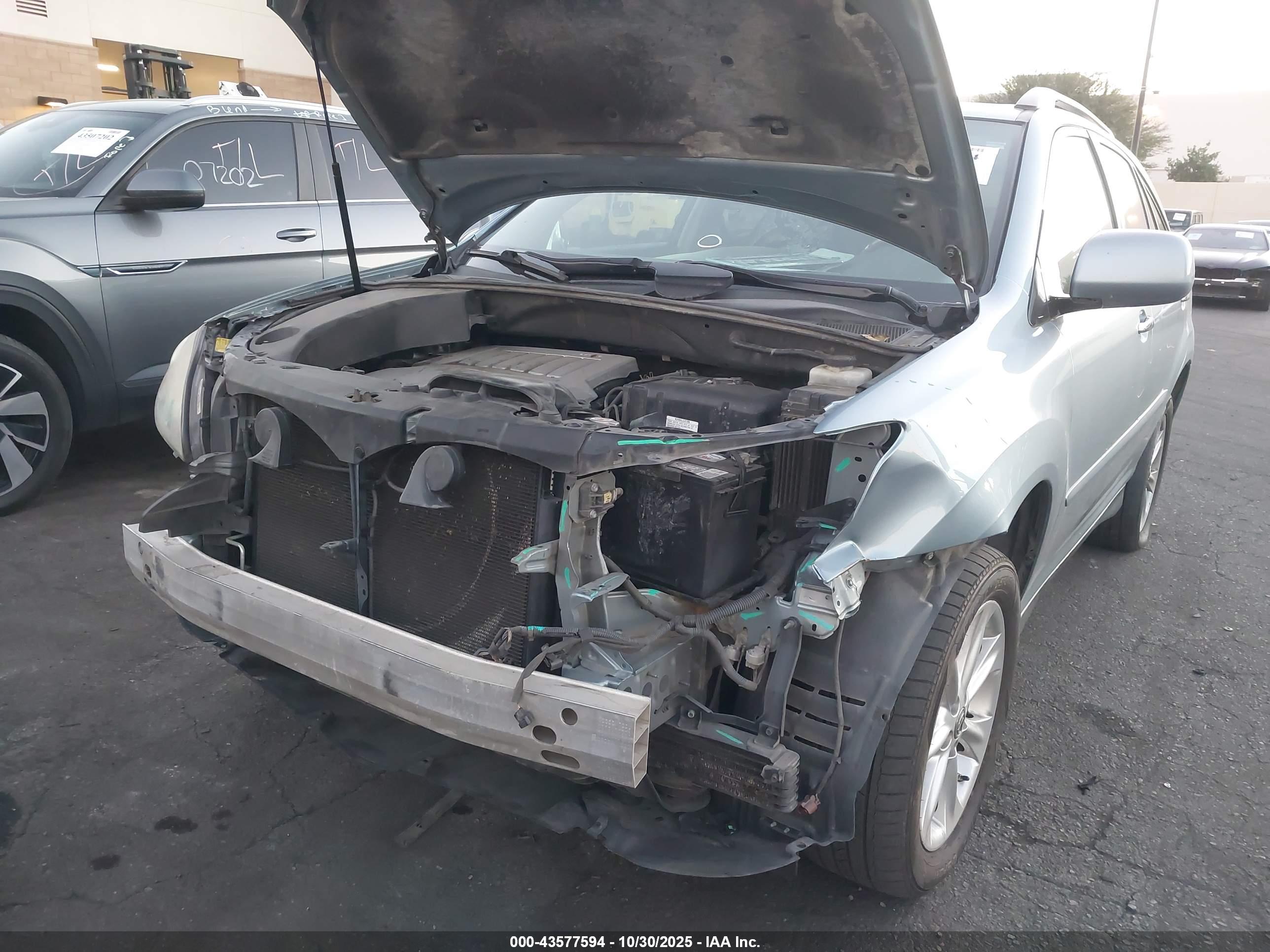 LEXUS RX image 6