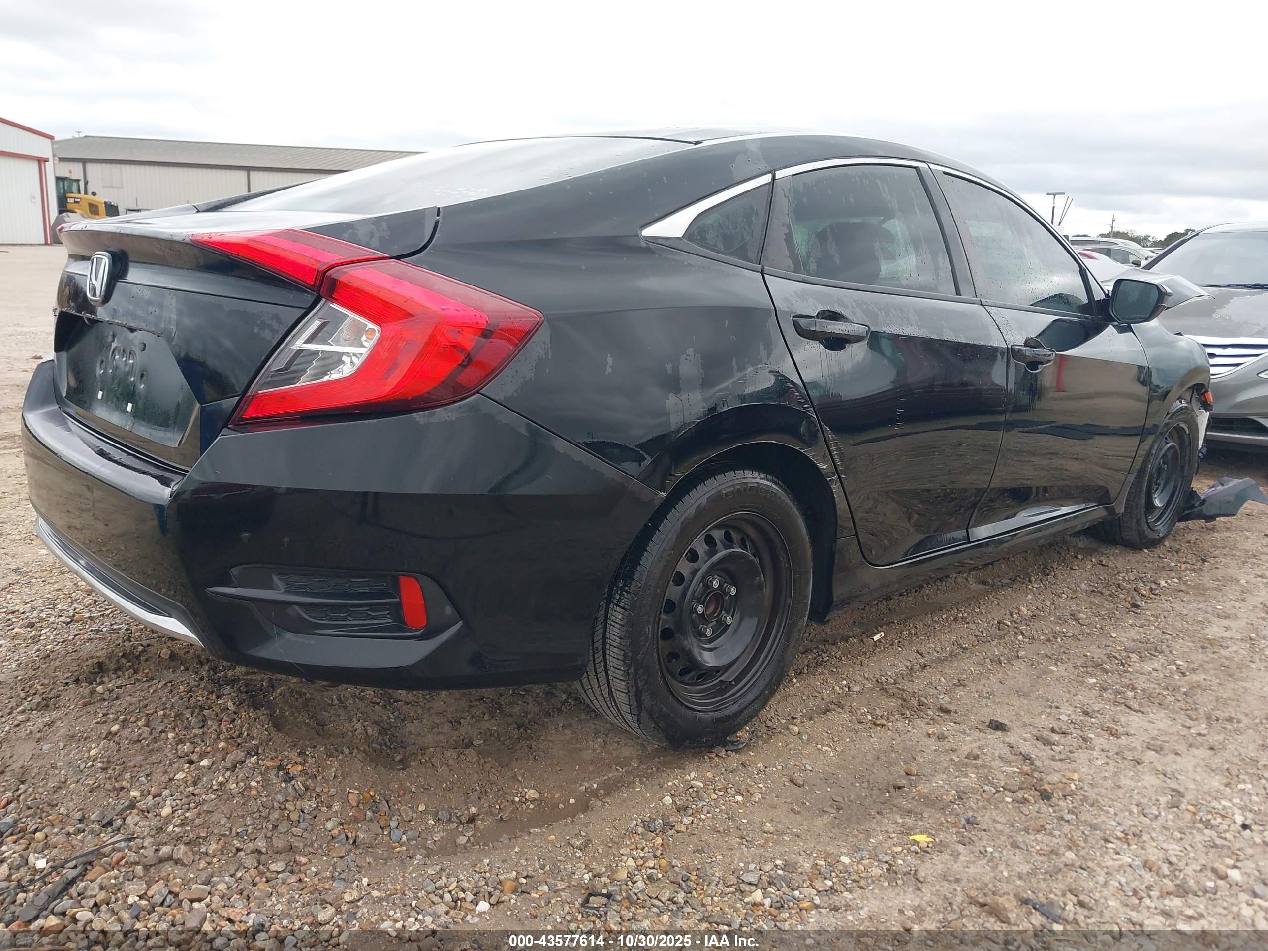 HONDA CIVIC image 4