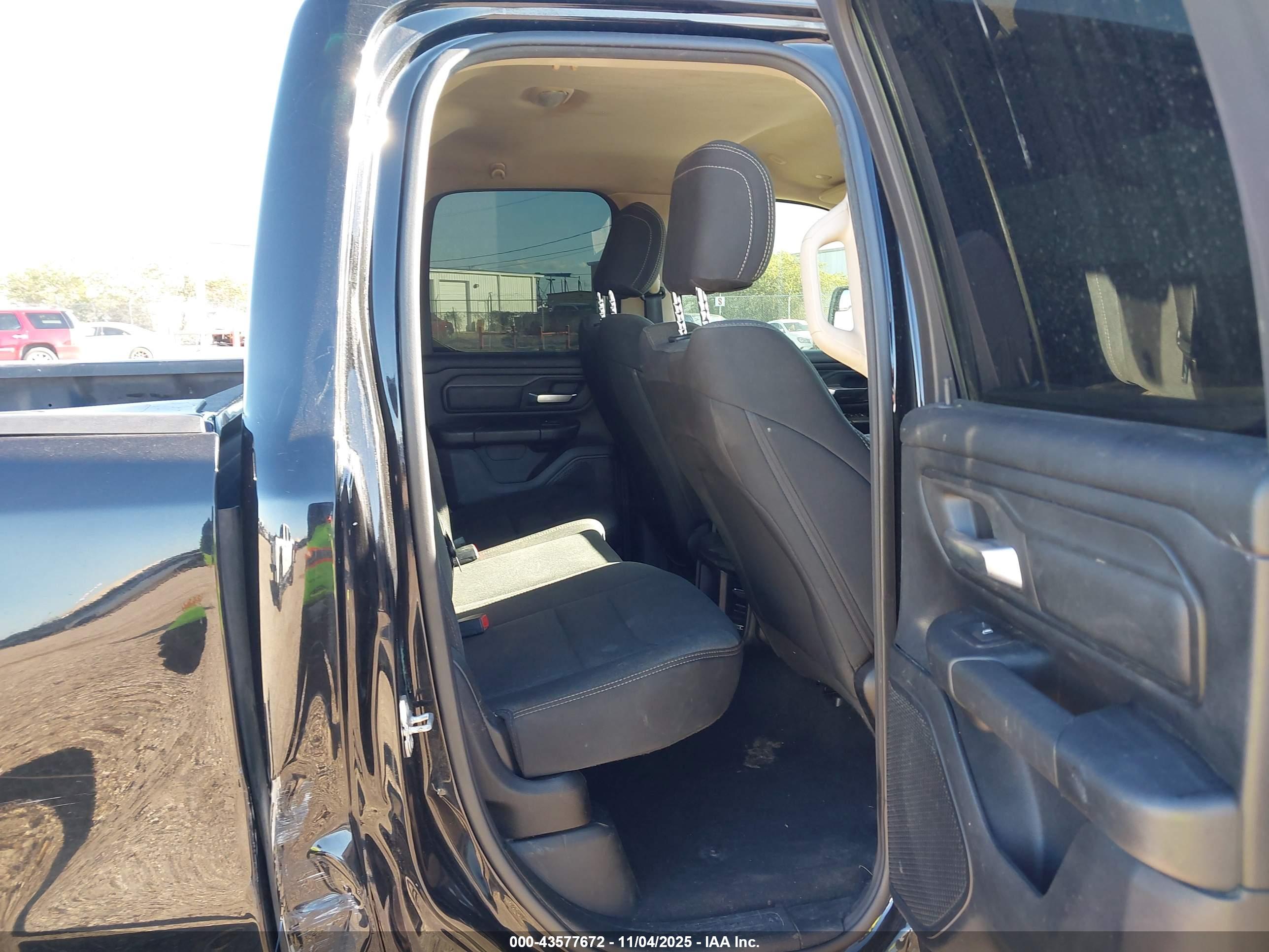 RAM 1500 image 8