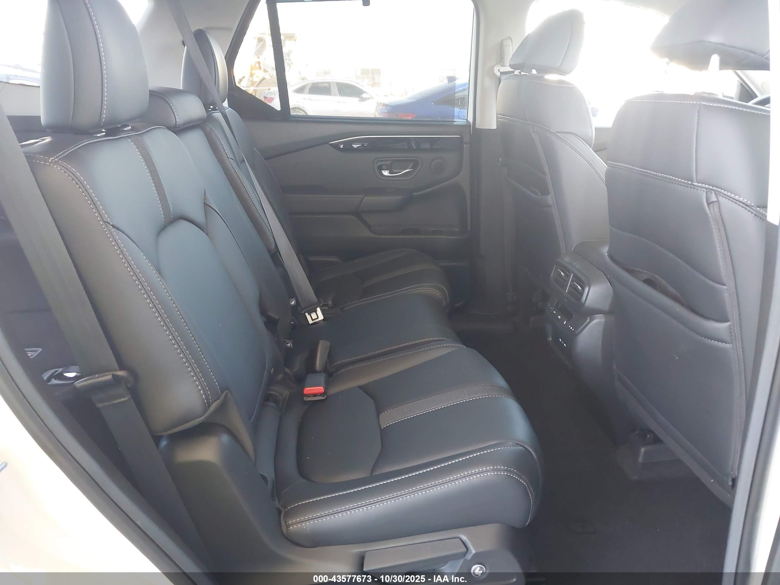 HONDA PILOT image 8