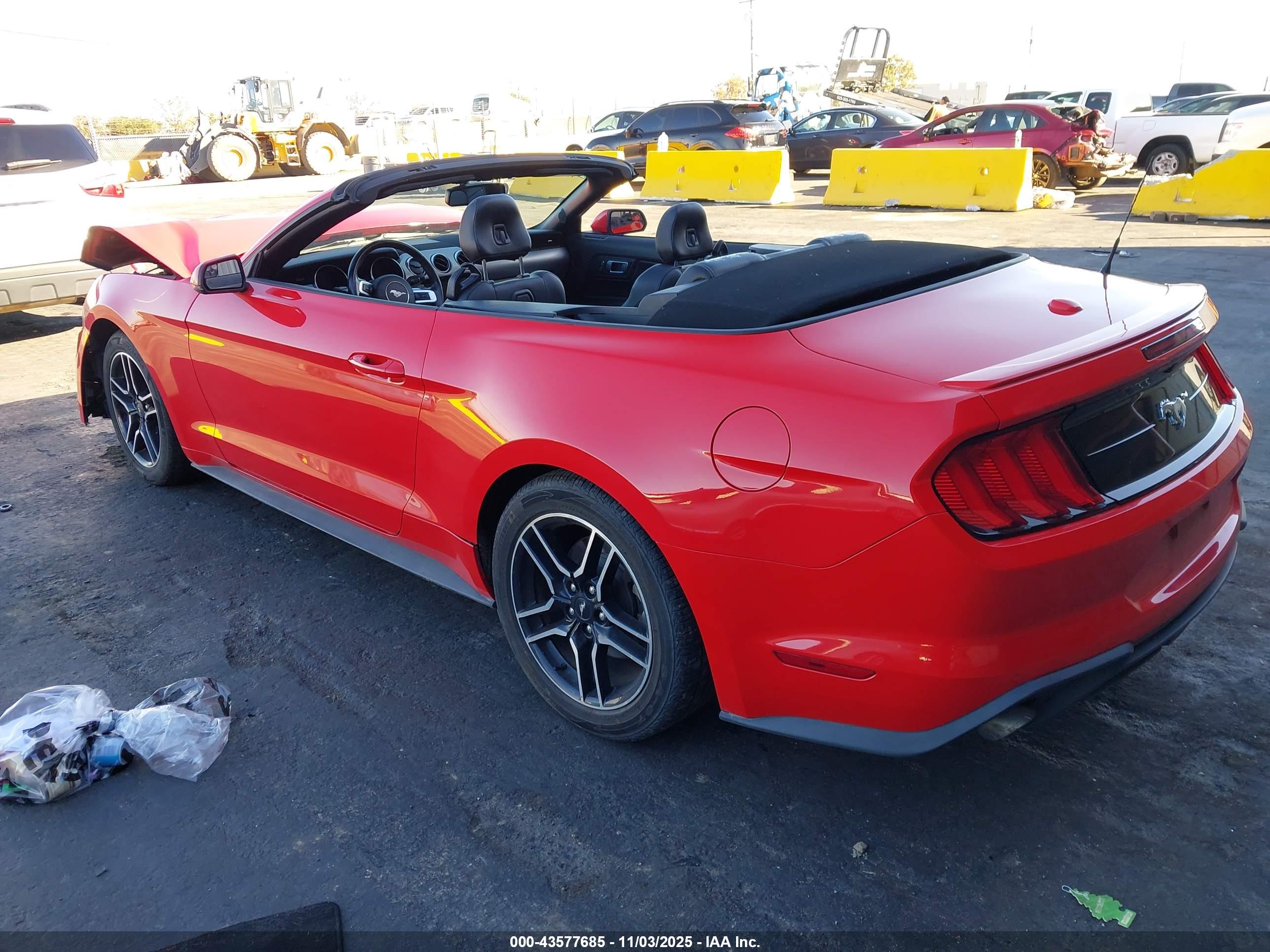 FORD MUSTANG image 3