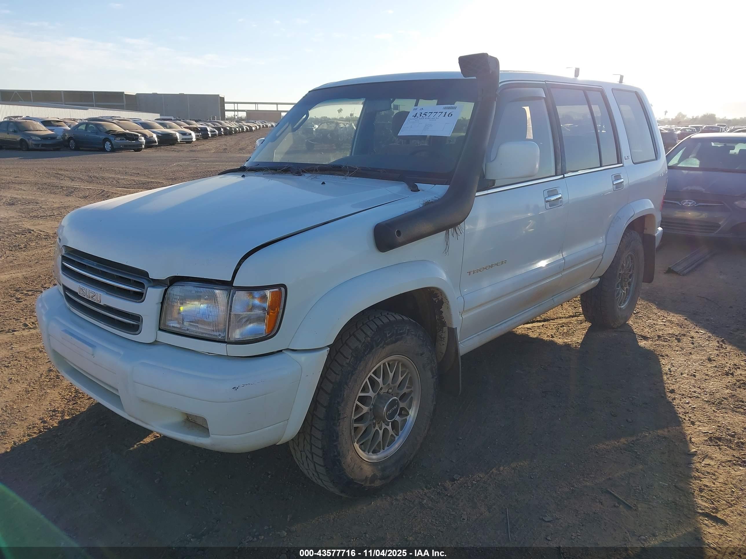ISUZU TROOPER image 2