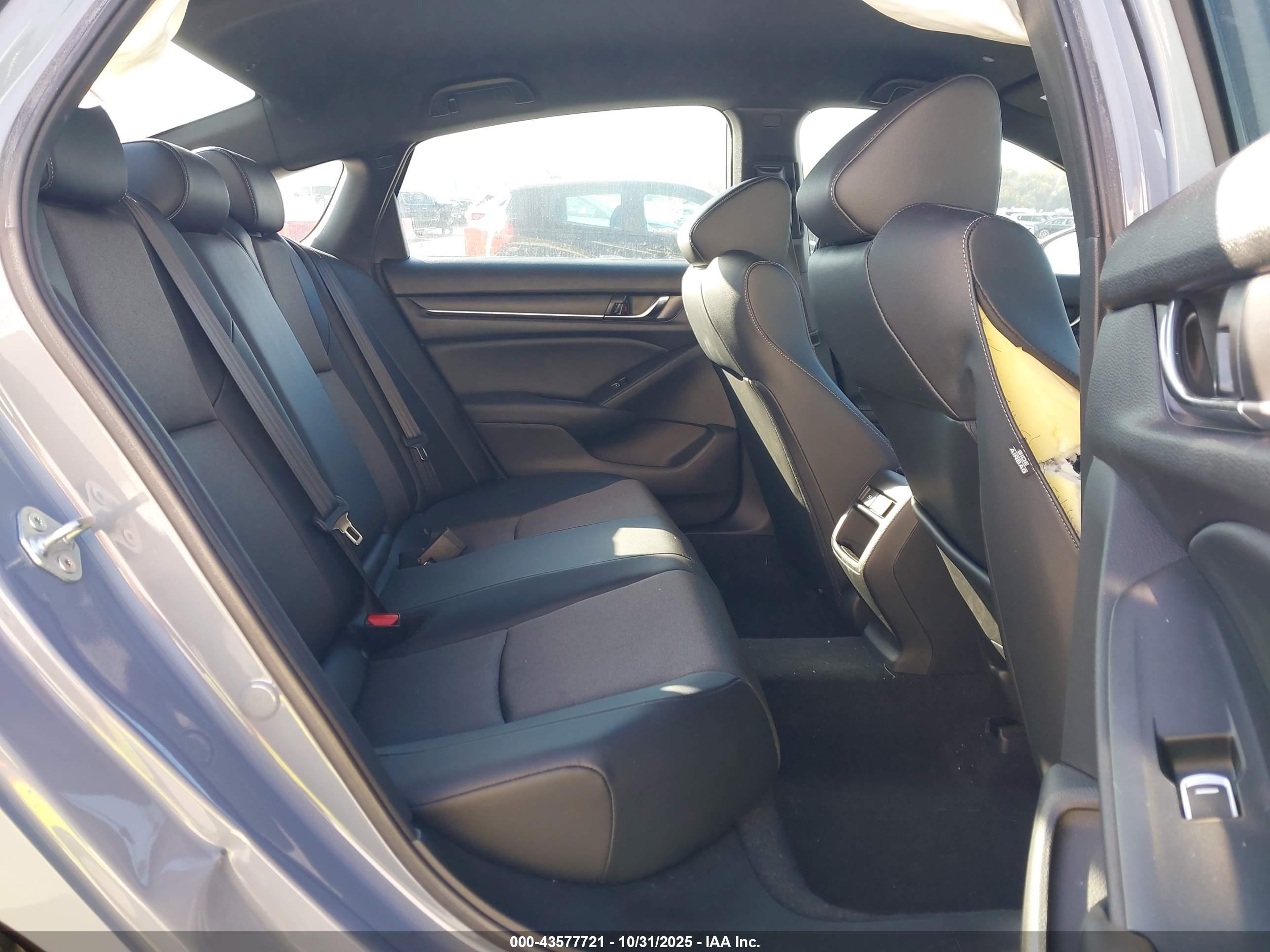 HONDA ACCORD image 8