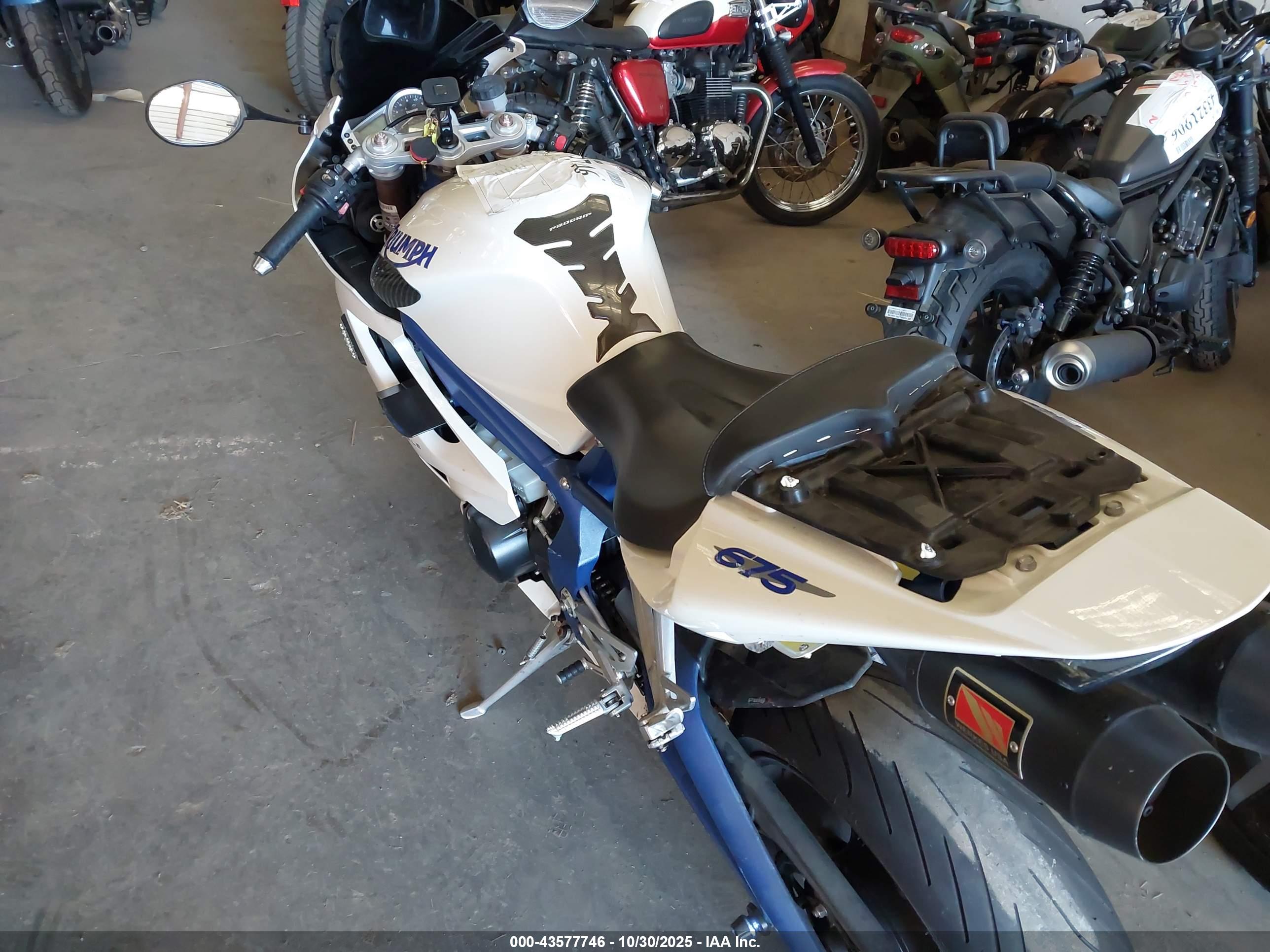 TRIUMPH MOTORCYCLE image 3