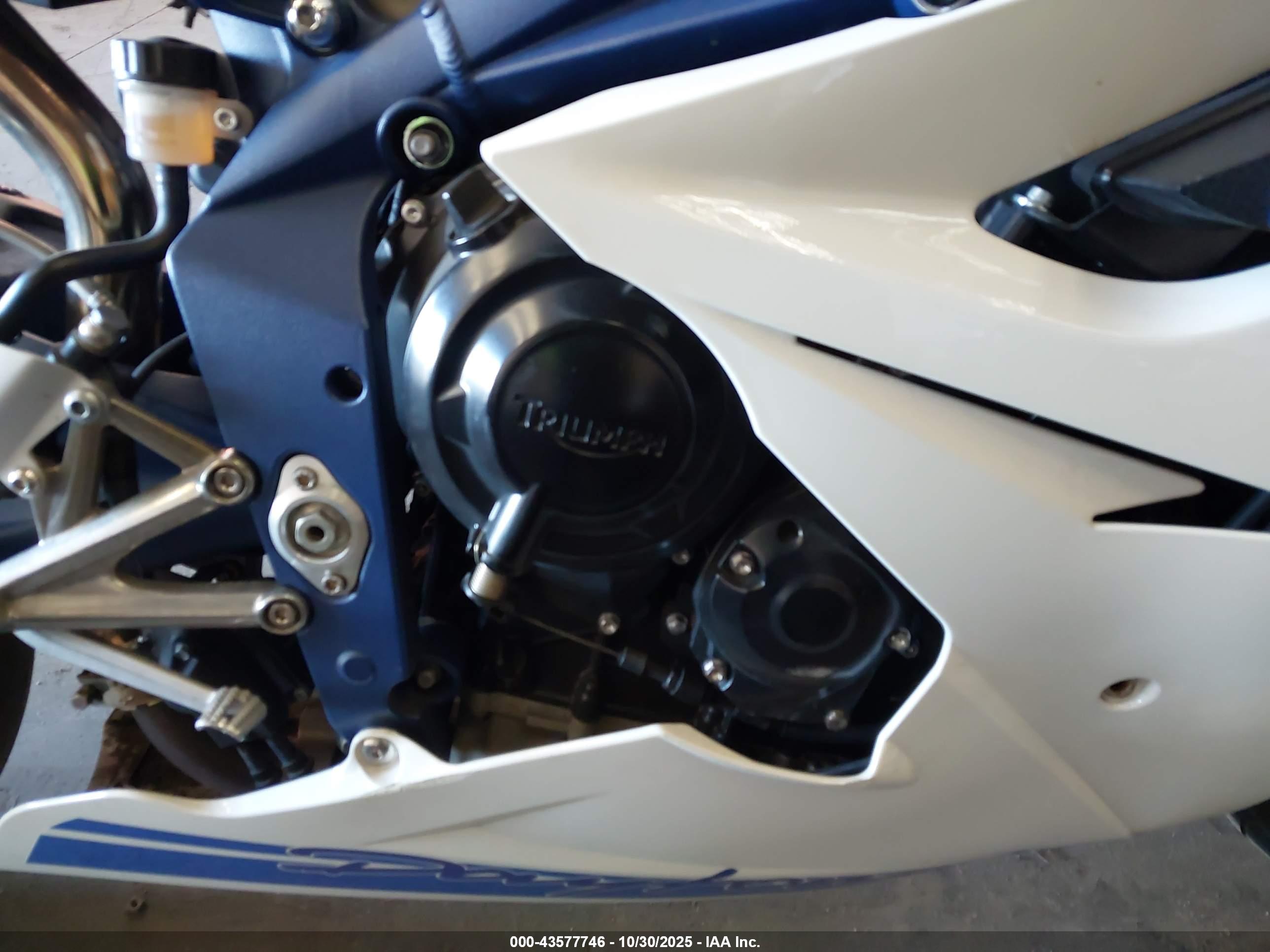TRIUMPH MOTORCYCLE image 8