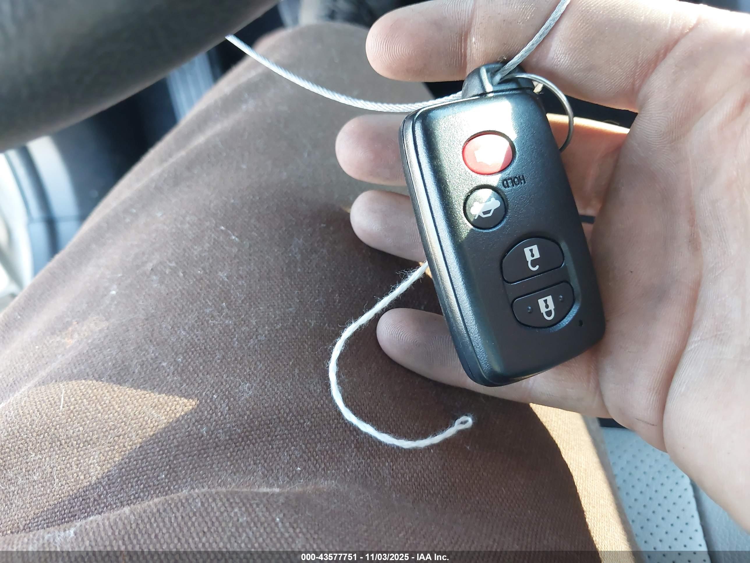 SUBARU FORESTER image 11