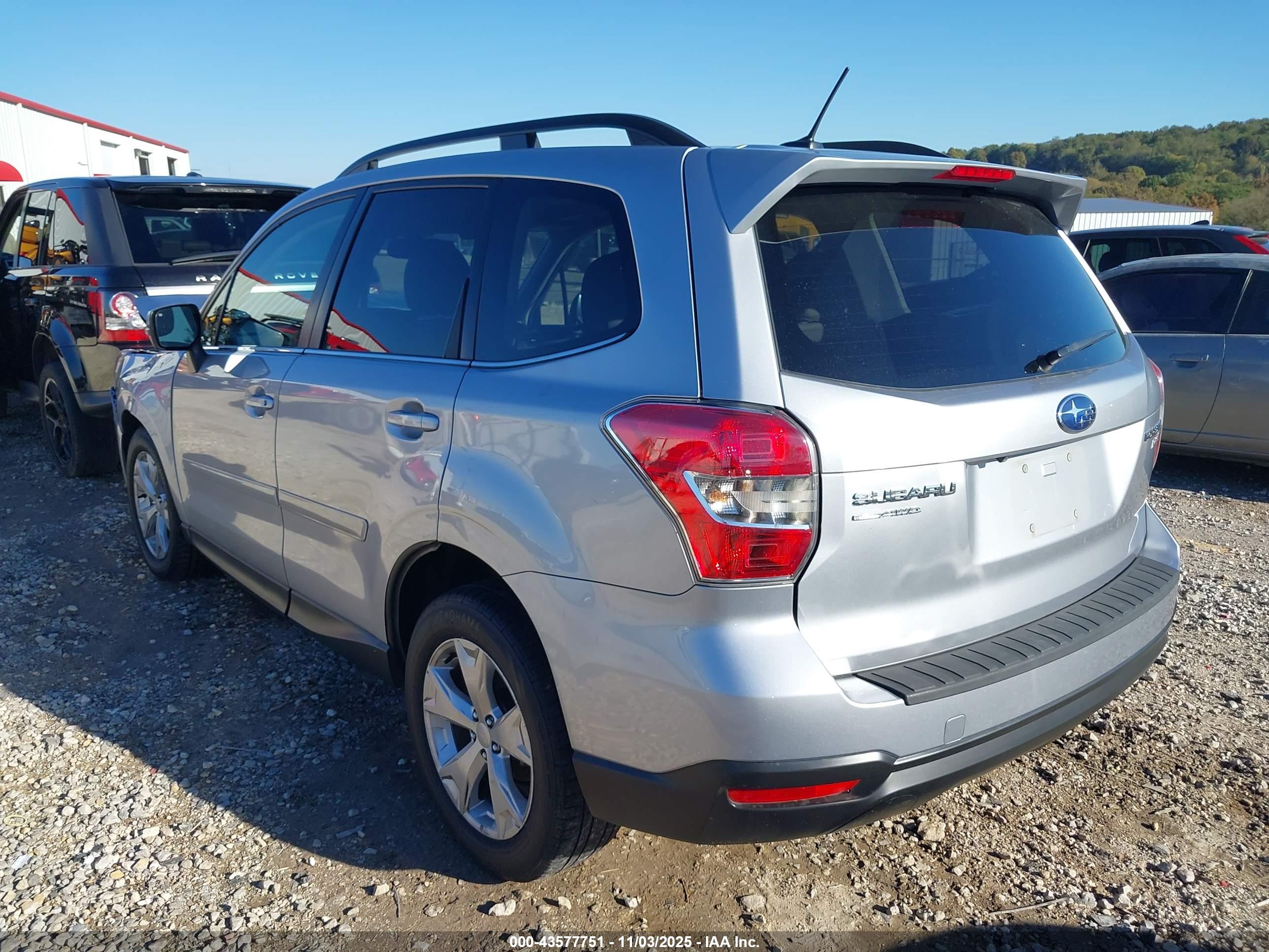 SUBARU FORESTER image 3