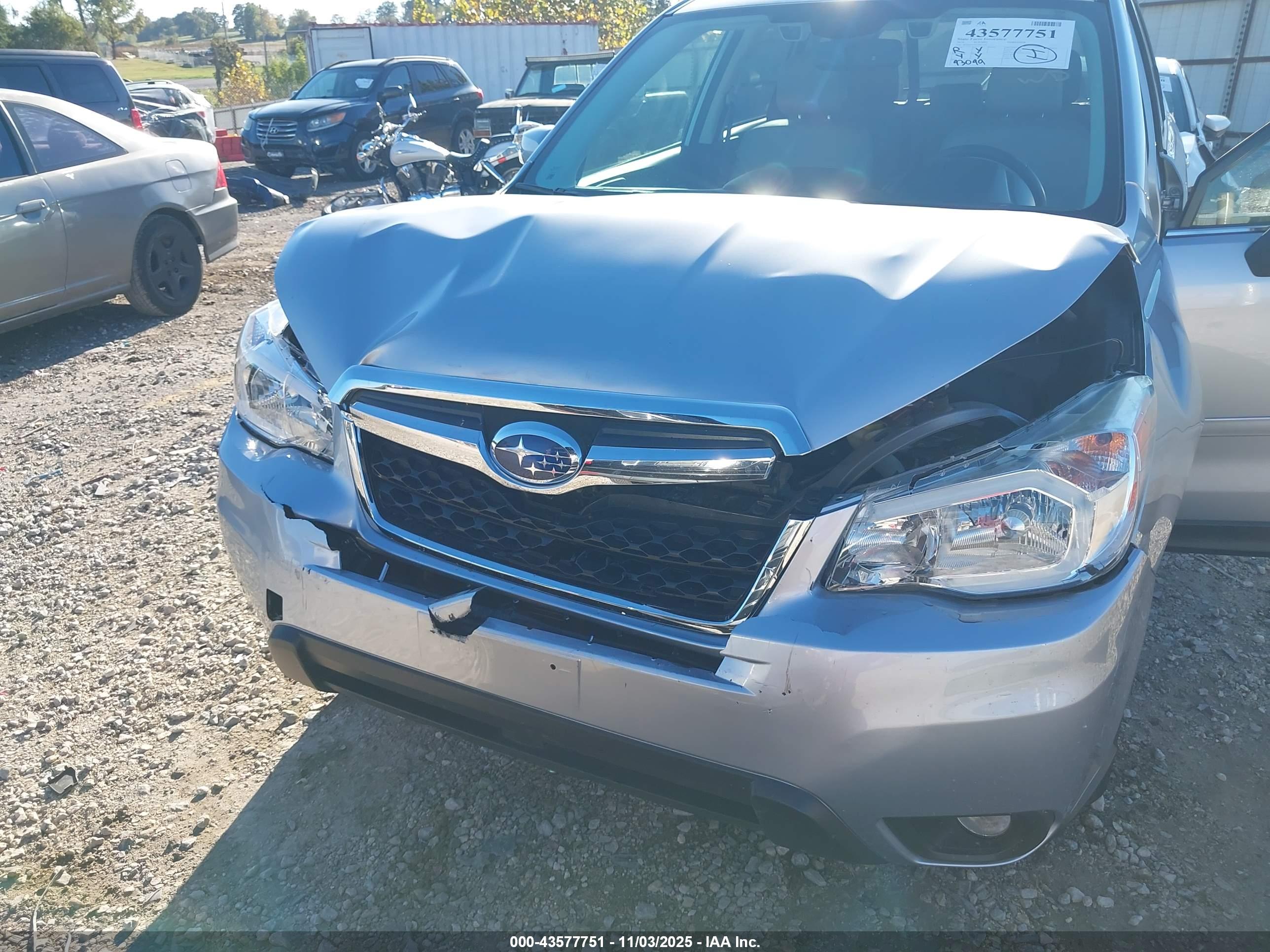 SUBARU FORESTER image 6