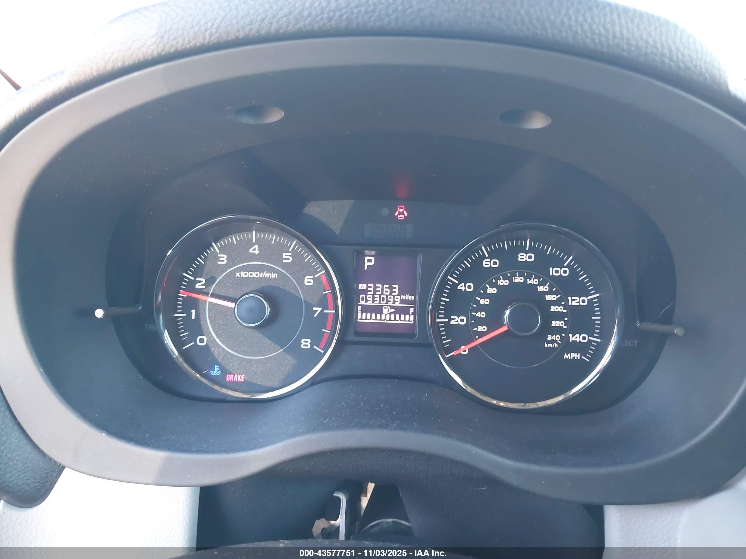 SUBARU FORESTER image 7