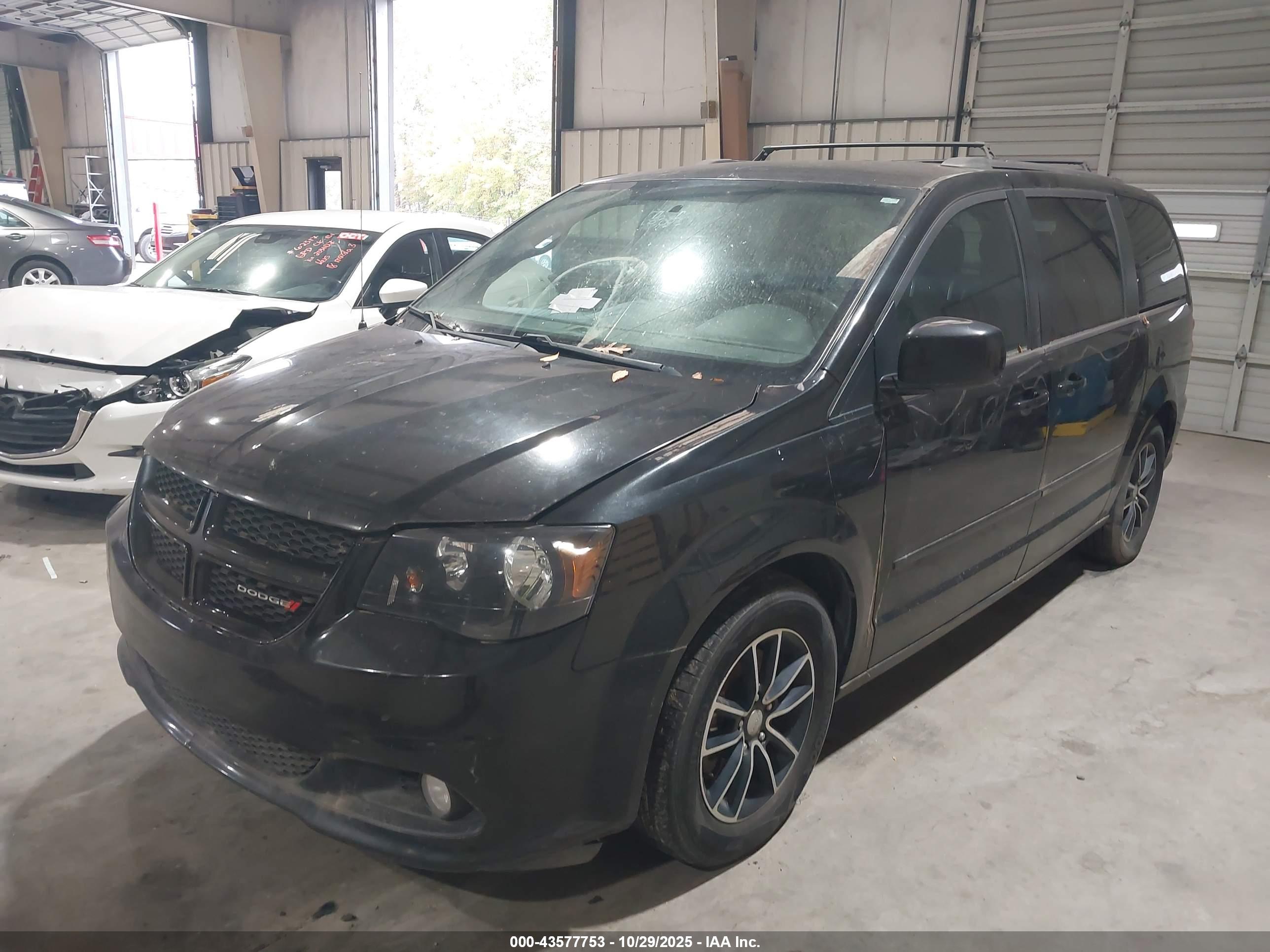 DODGE GRAND image 6