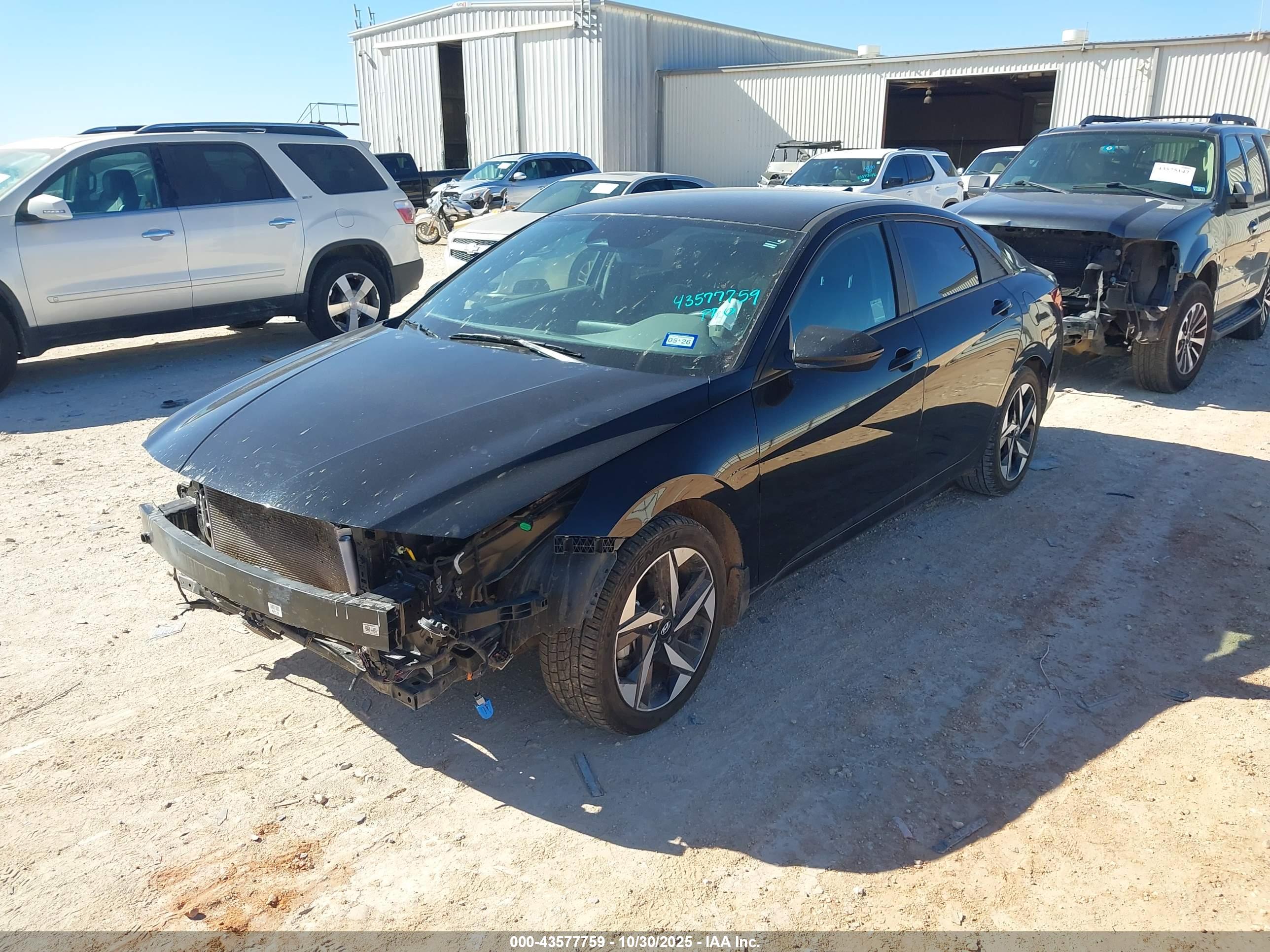 HYUNDAI ELANTRA image 2