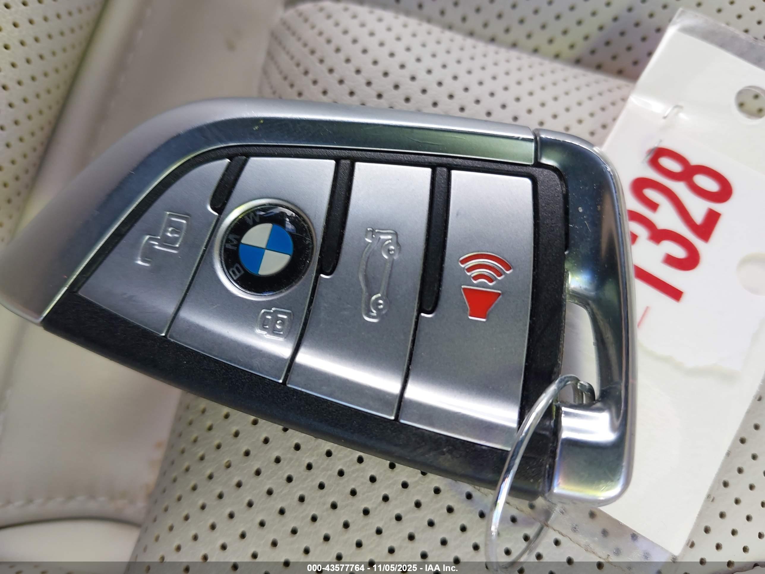 BMW M850I image 11
