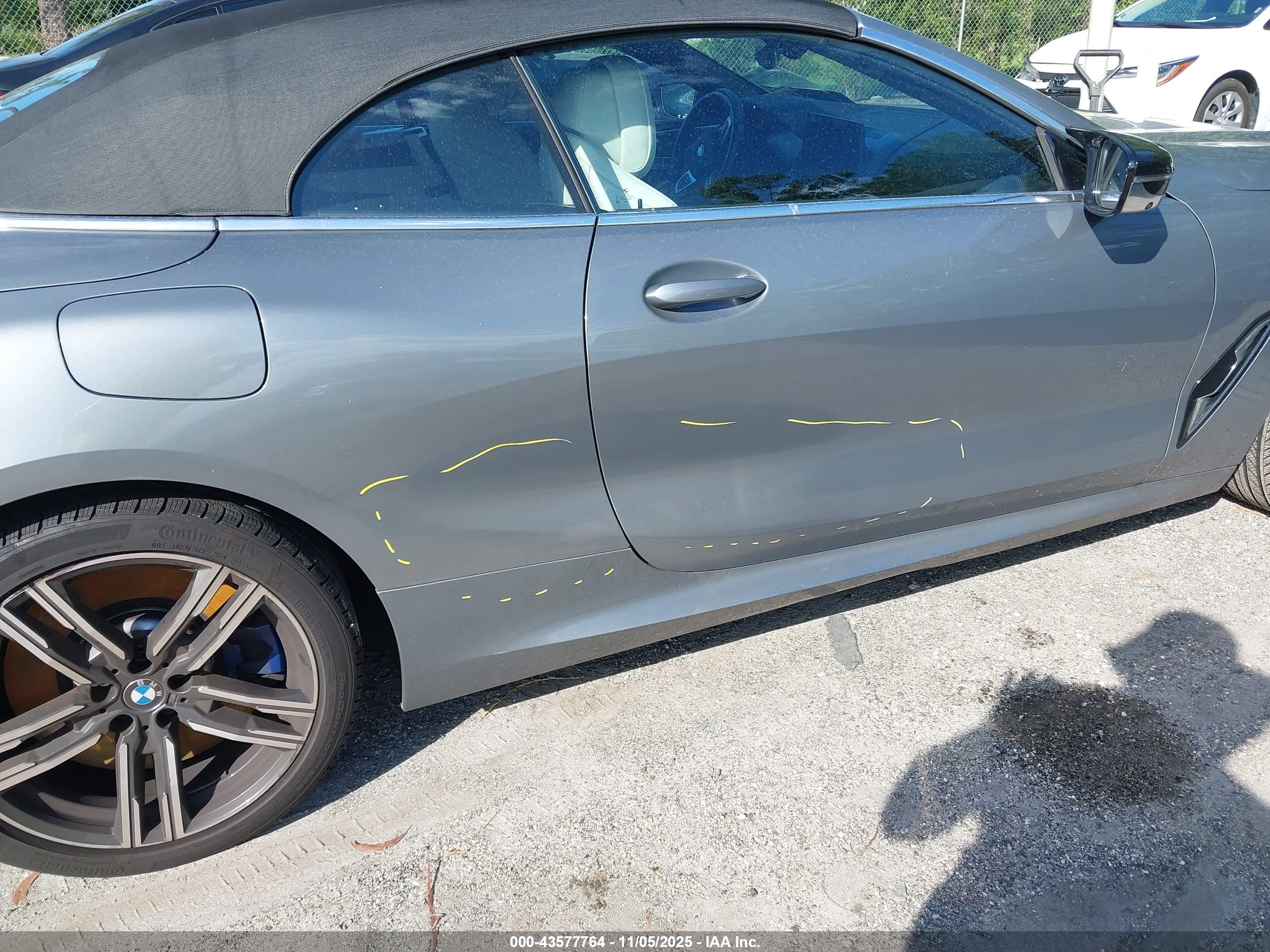 BMW M850I image 6