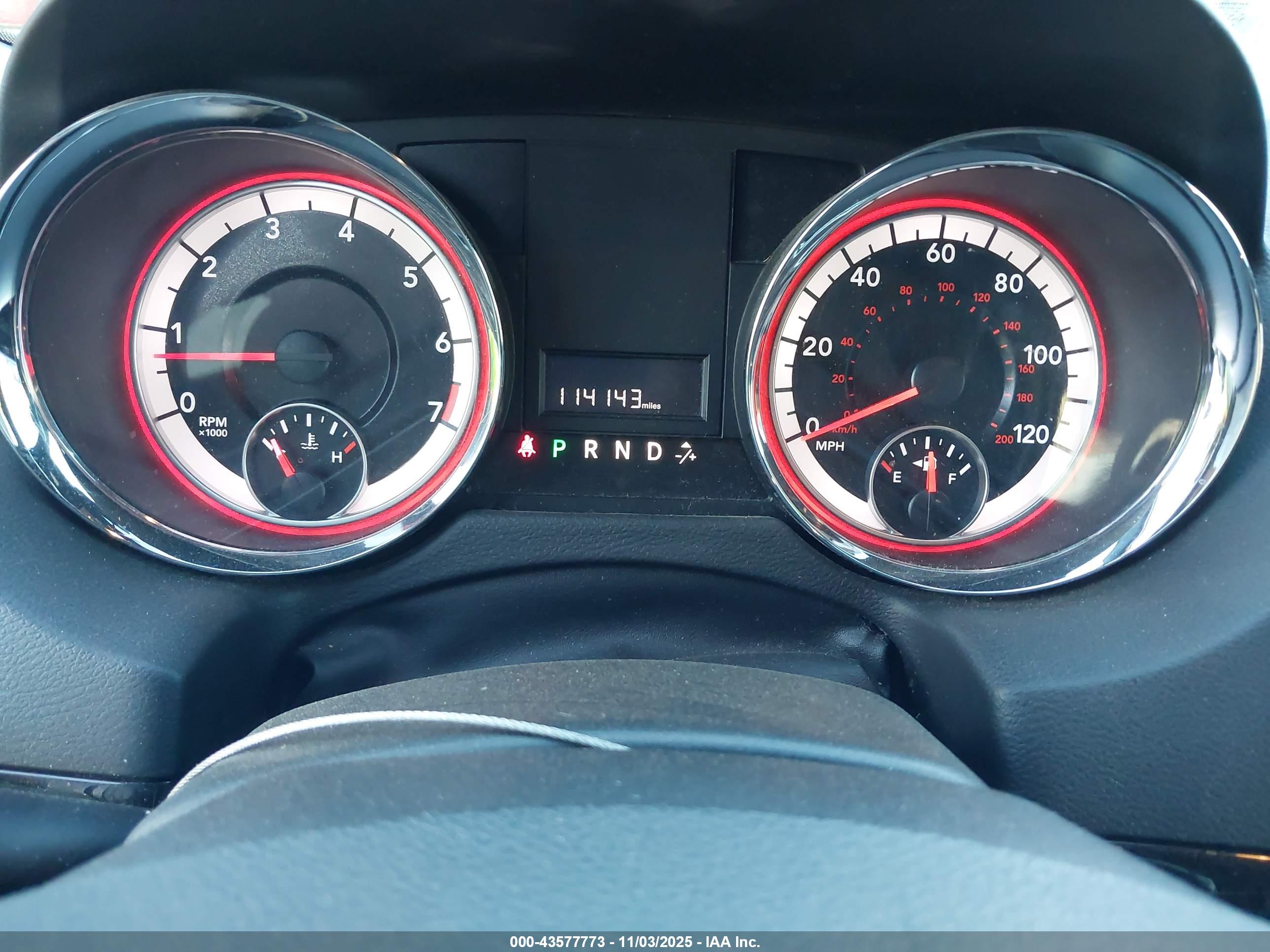 DODGE GRAND image 7