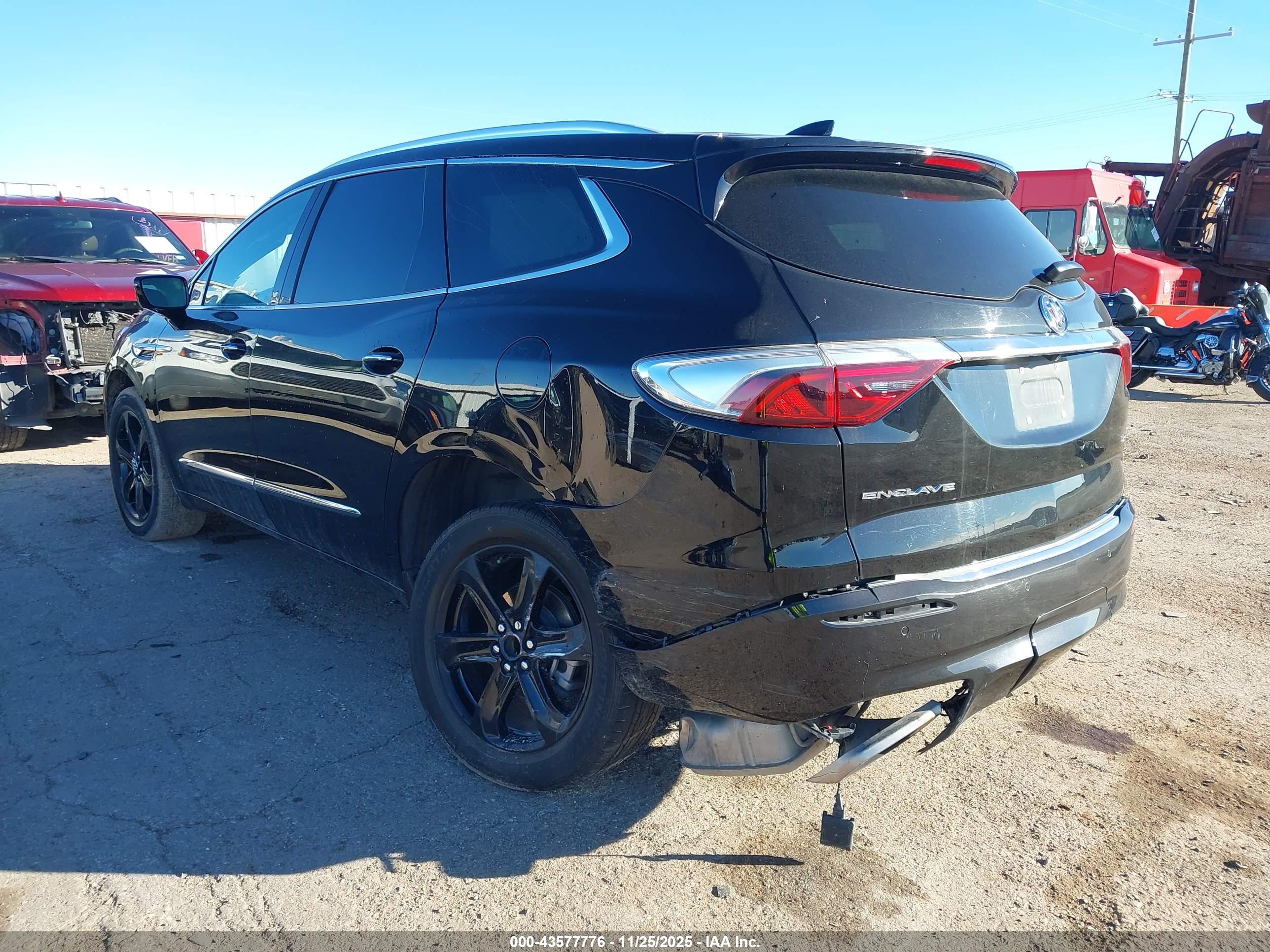 BUICK ENCLAVE image 3