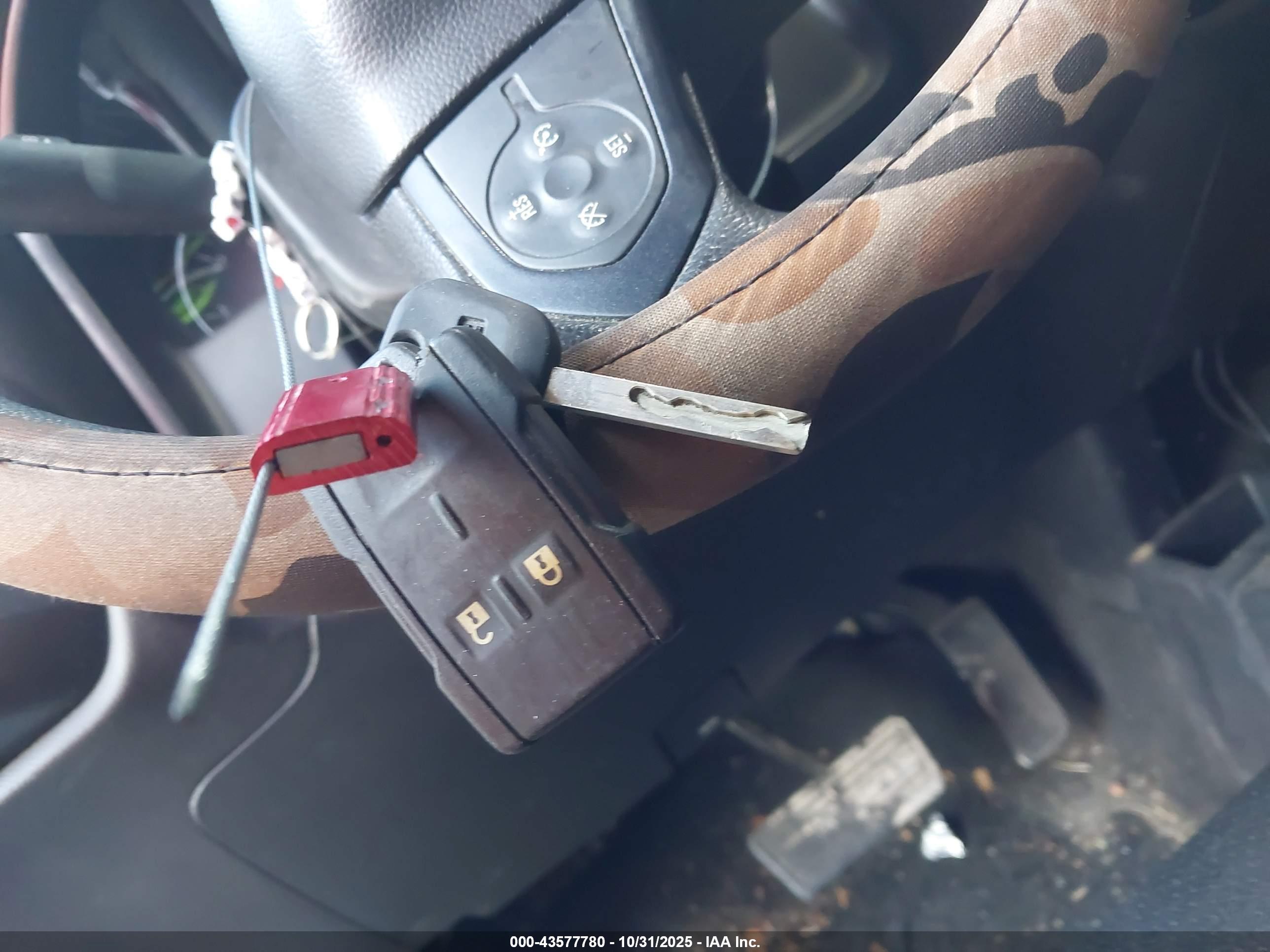 GMC SIERRA image 11