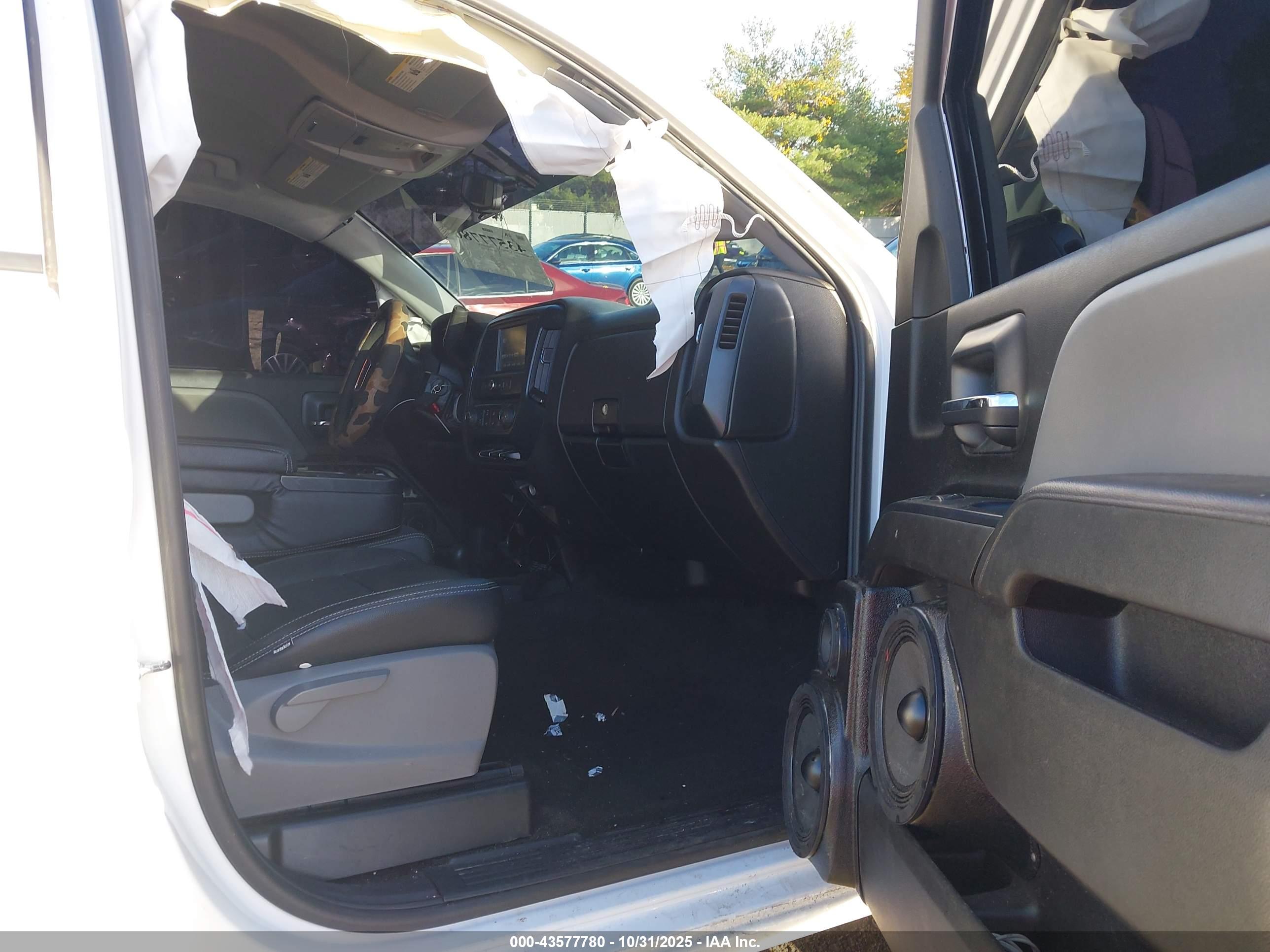 GMC SIERRA image 5