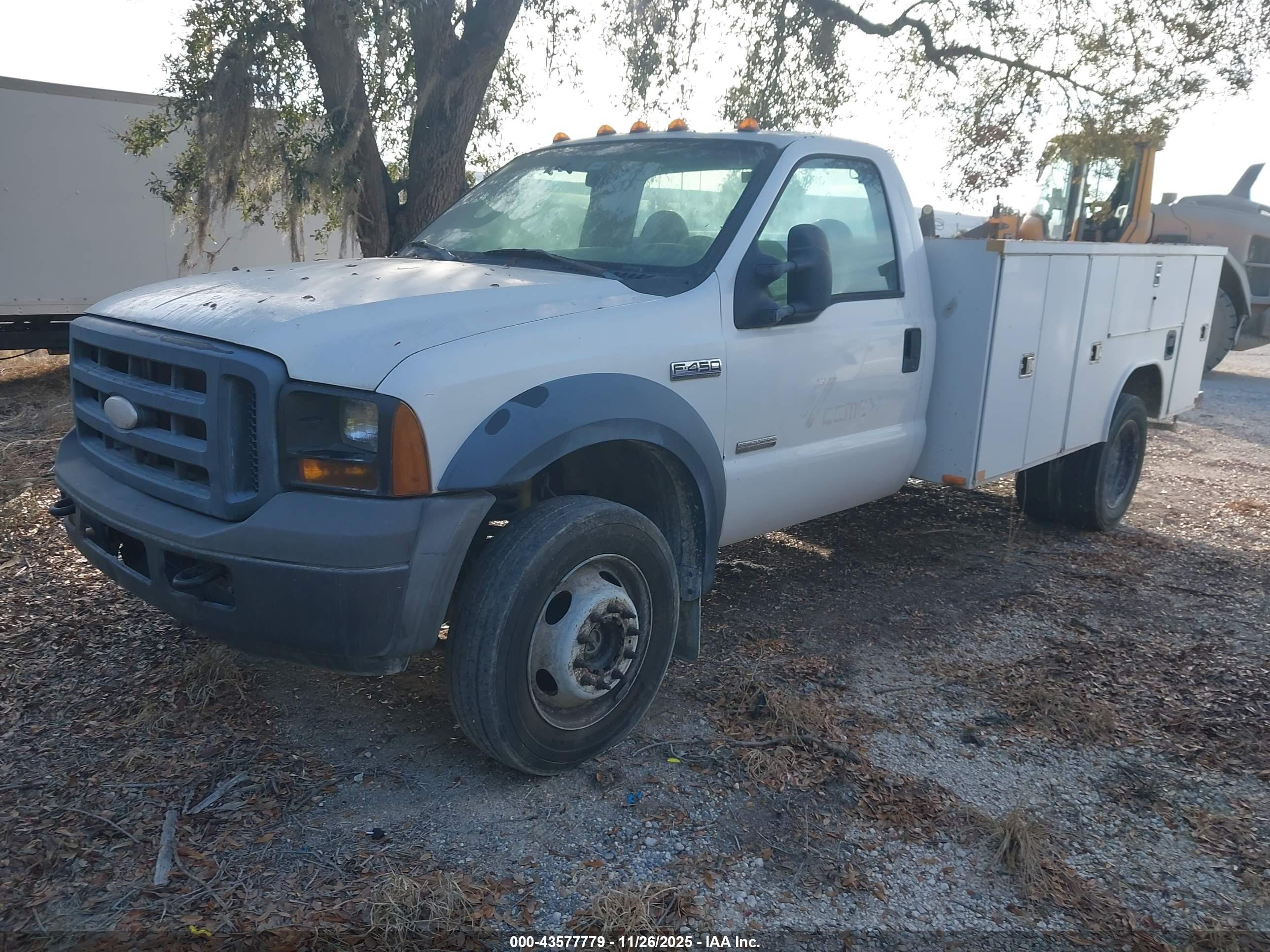 FORD F-450 image 2