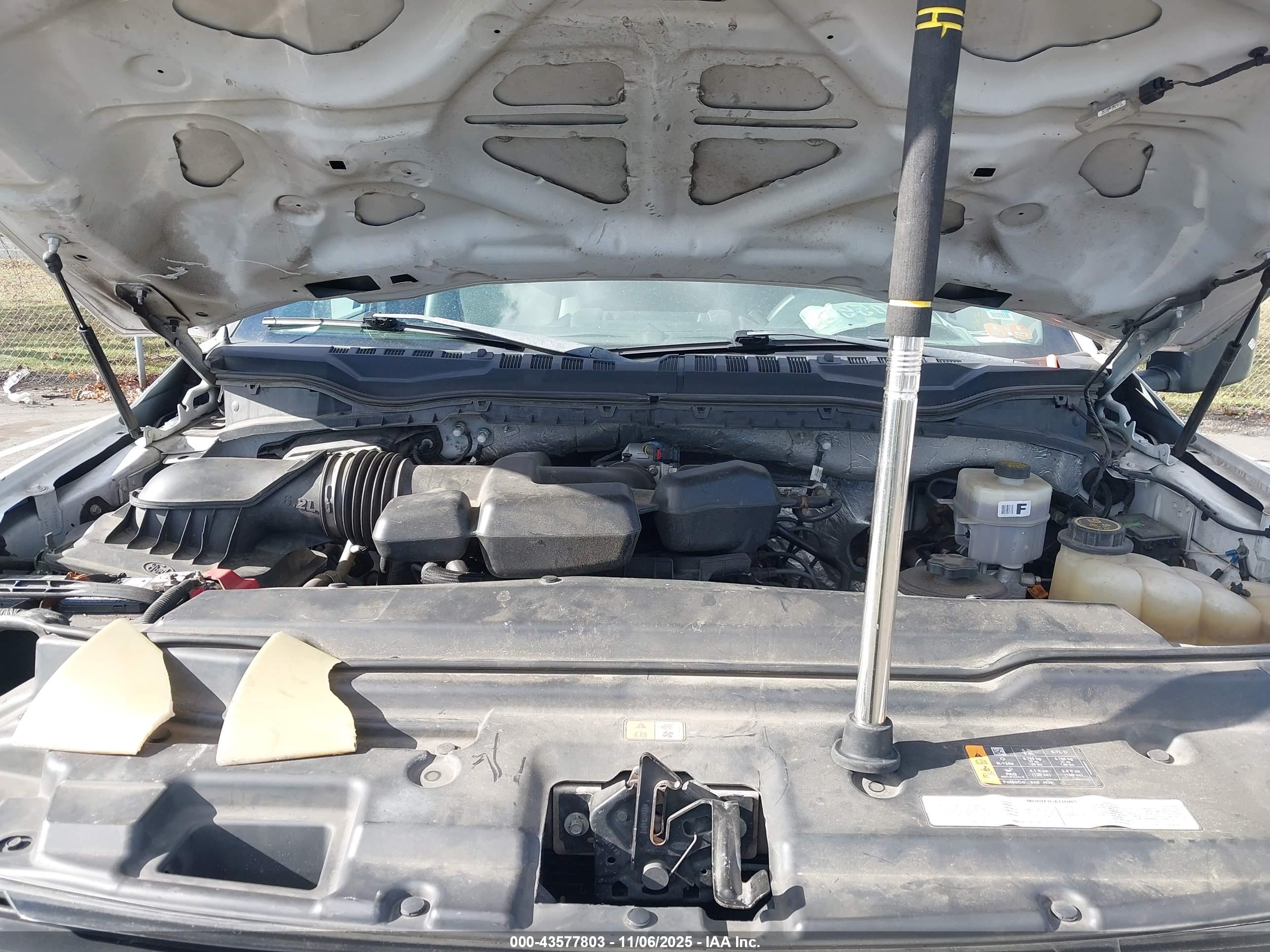 FORD F-350 image 10