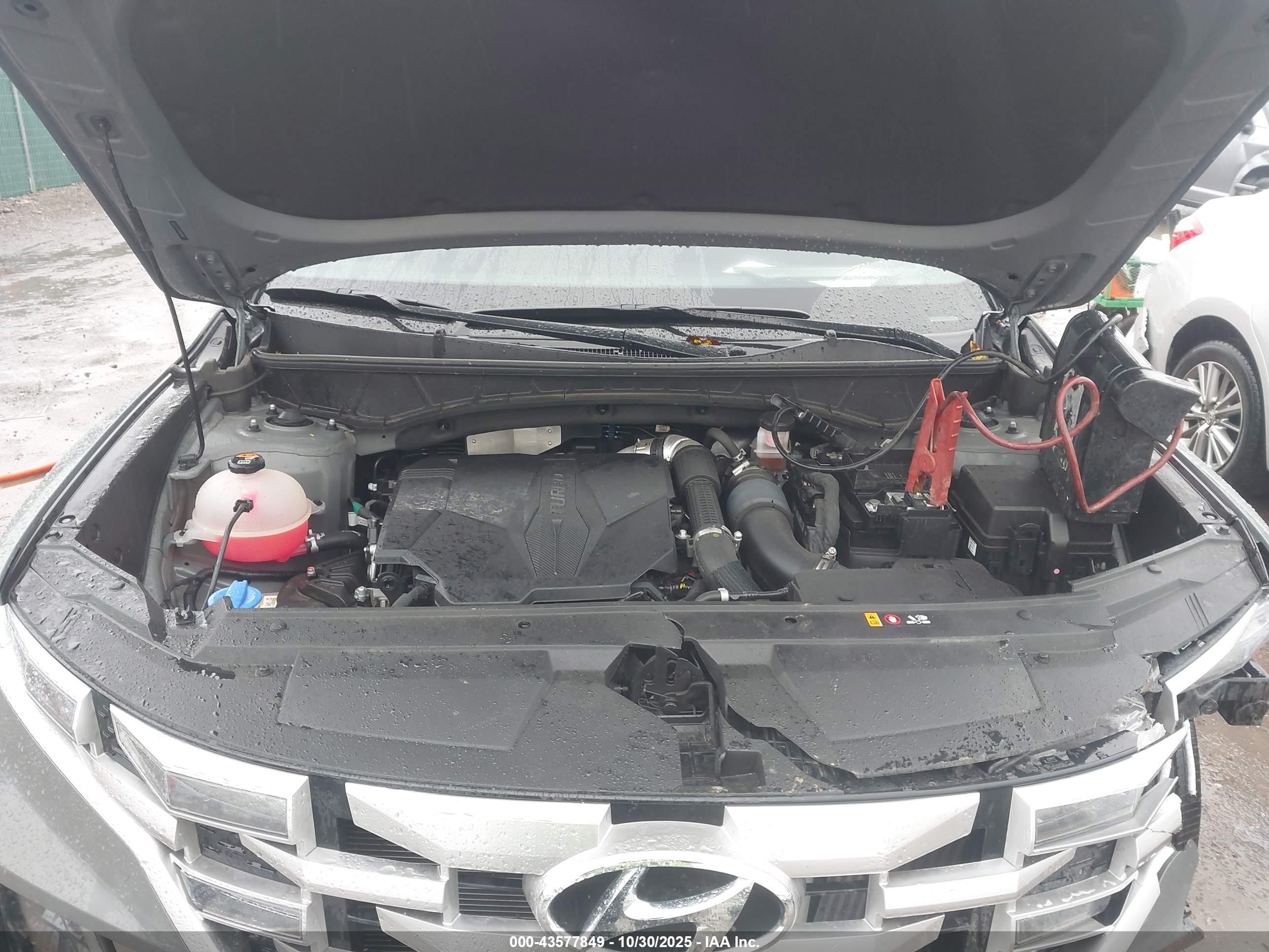 HYUNDAI SANTA image 10