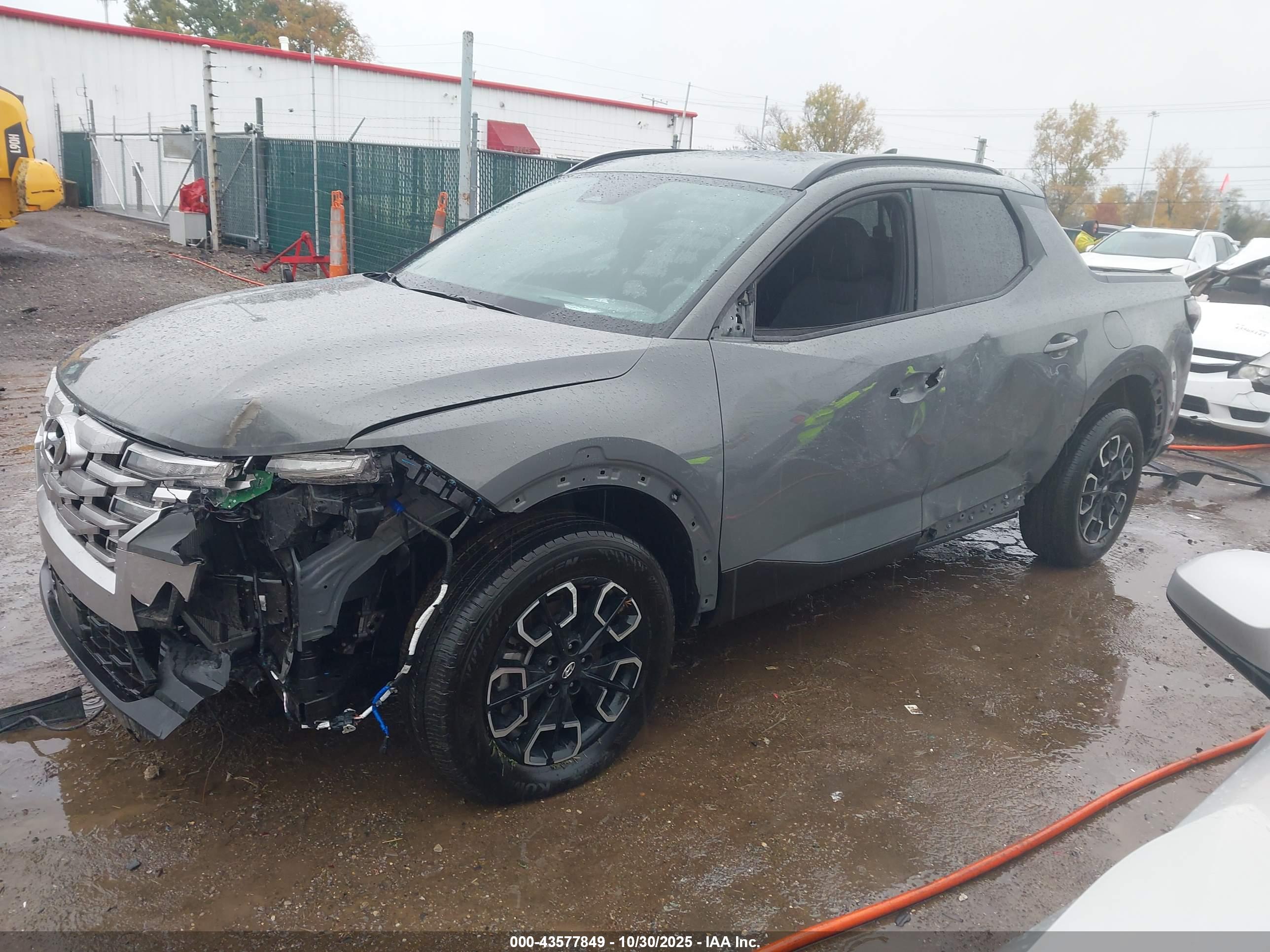 HYUNDAI SANTA image 6