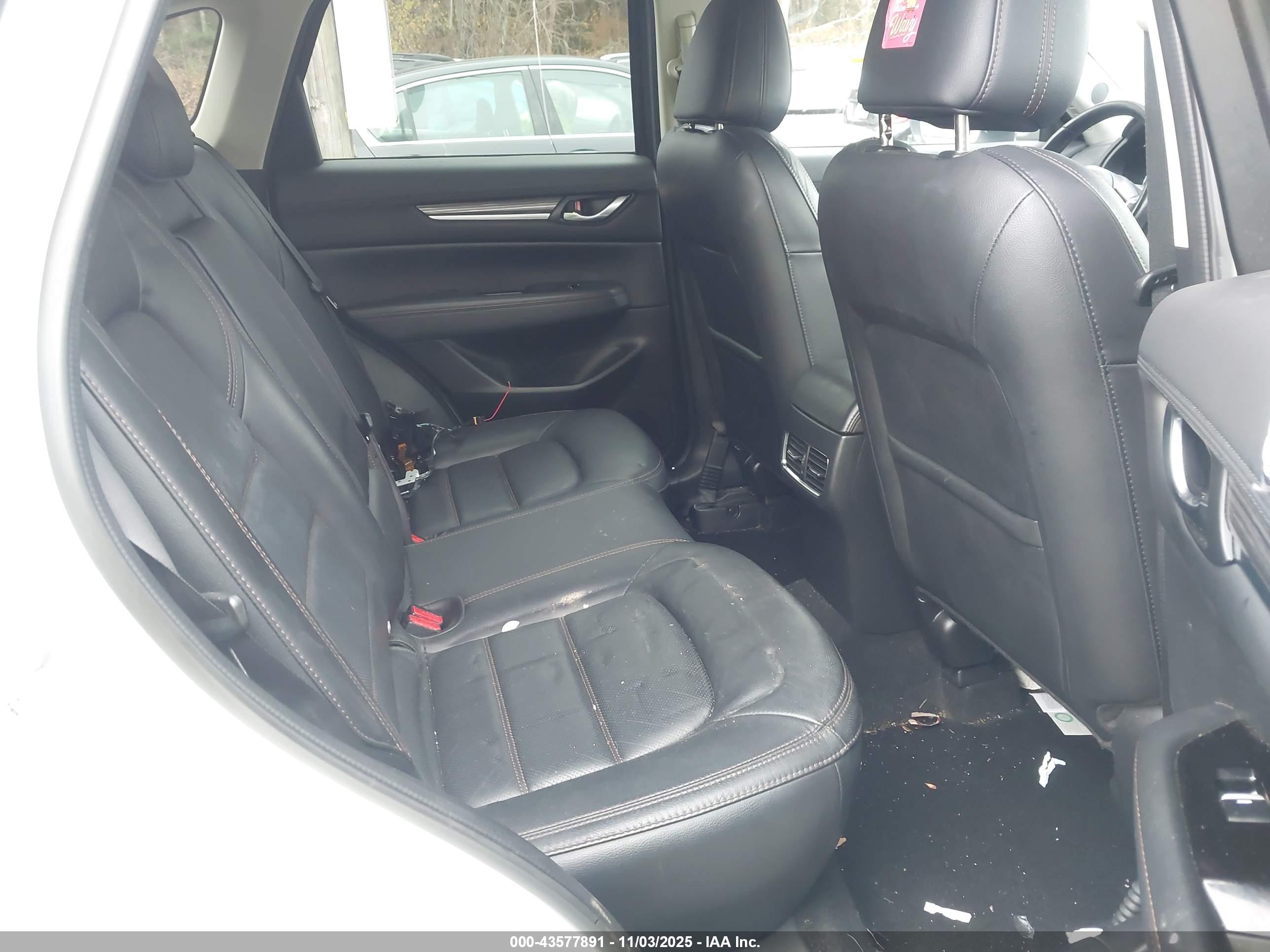 MAZDA CX-5 image 8