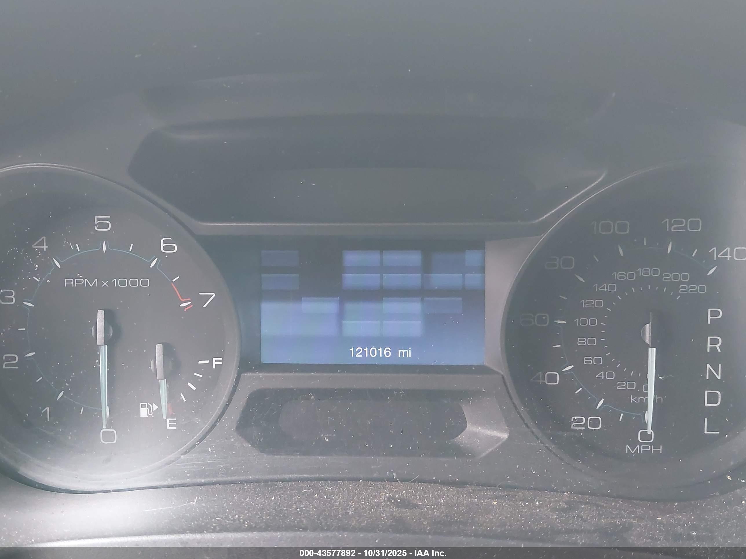 FORD EXPLORER image 7