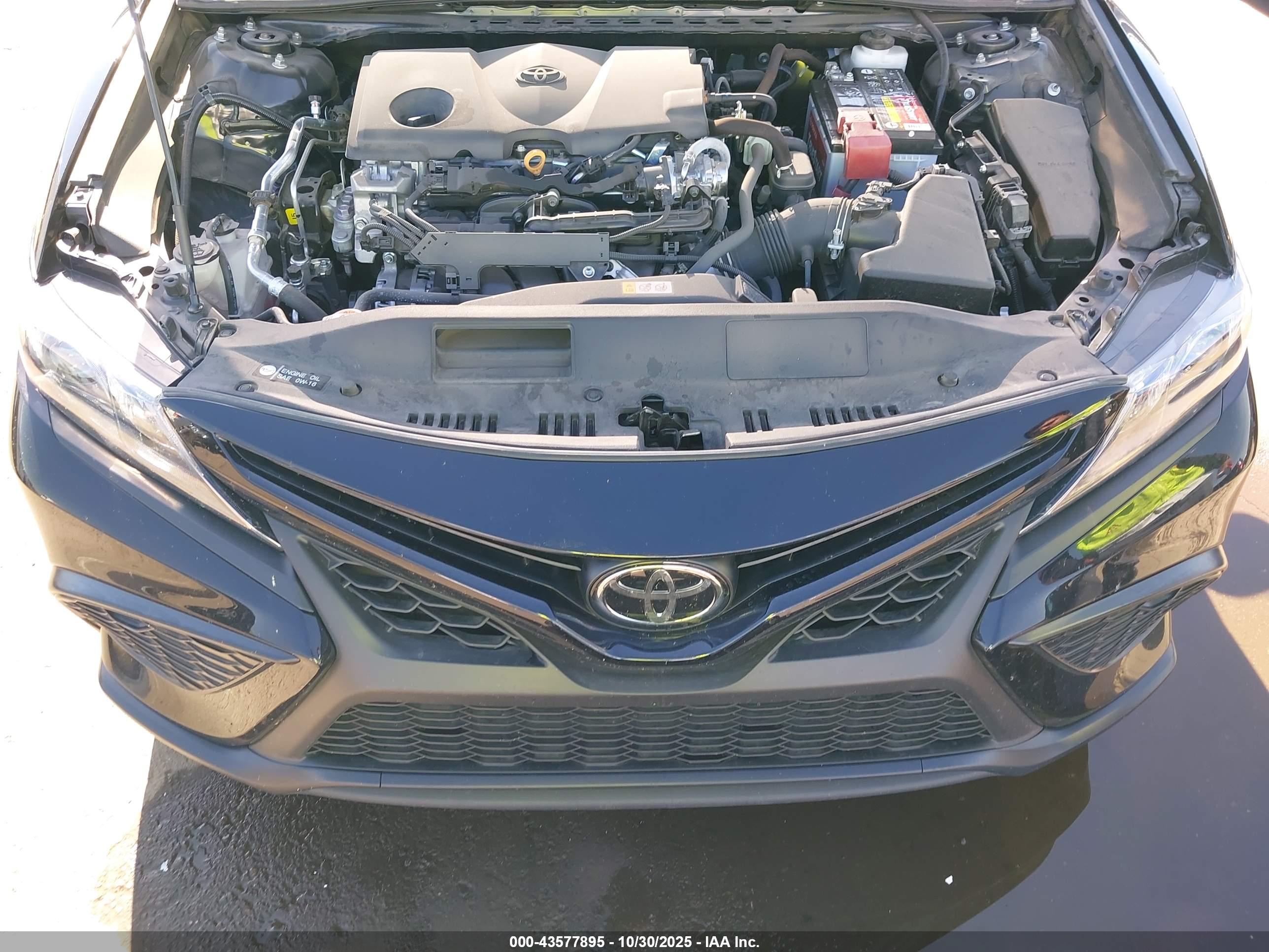 TOYOTA CAMRY image 10