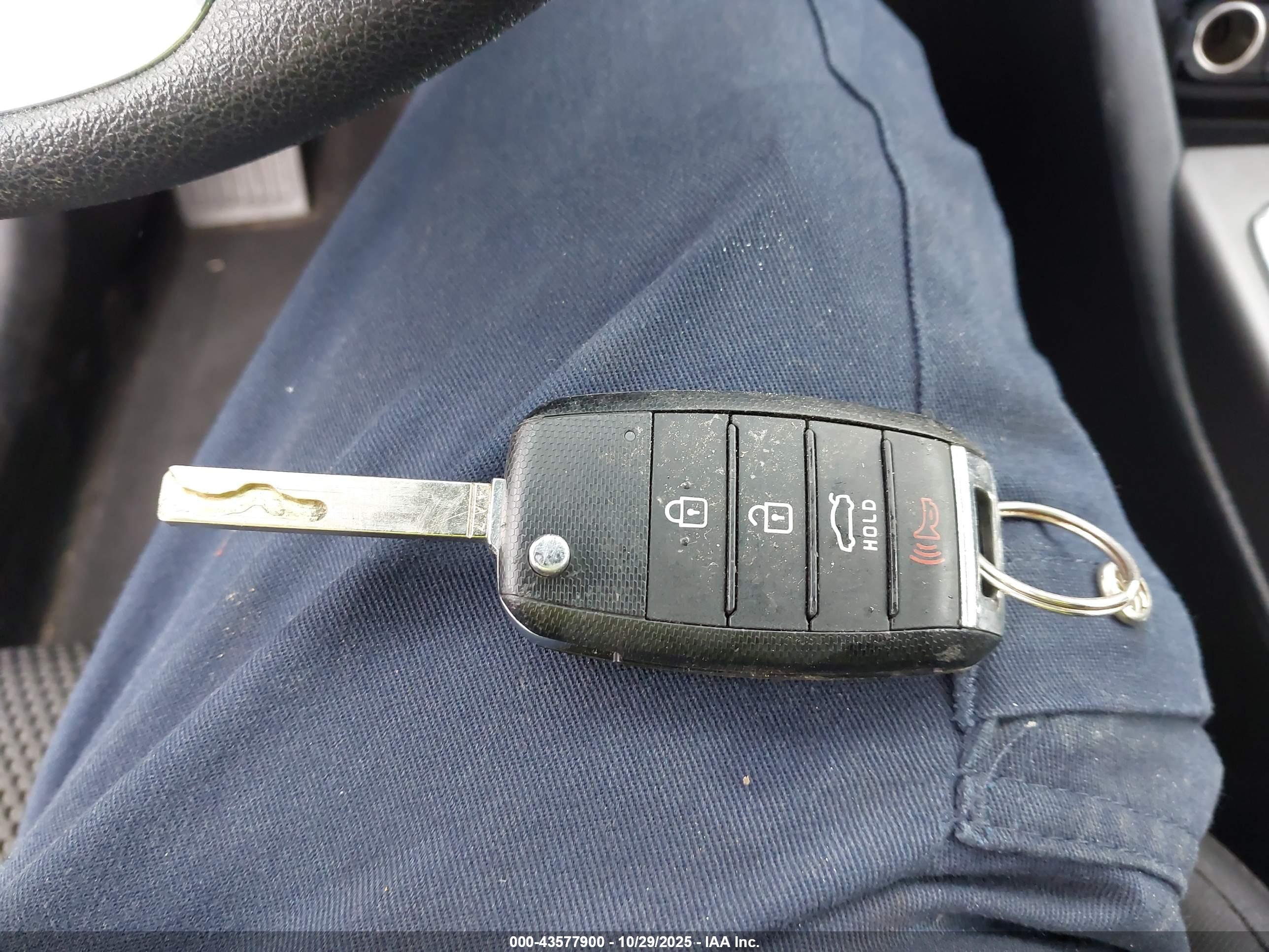 KIA OPTIMA image 11