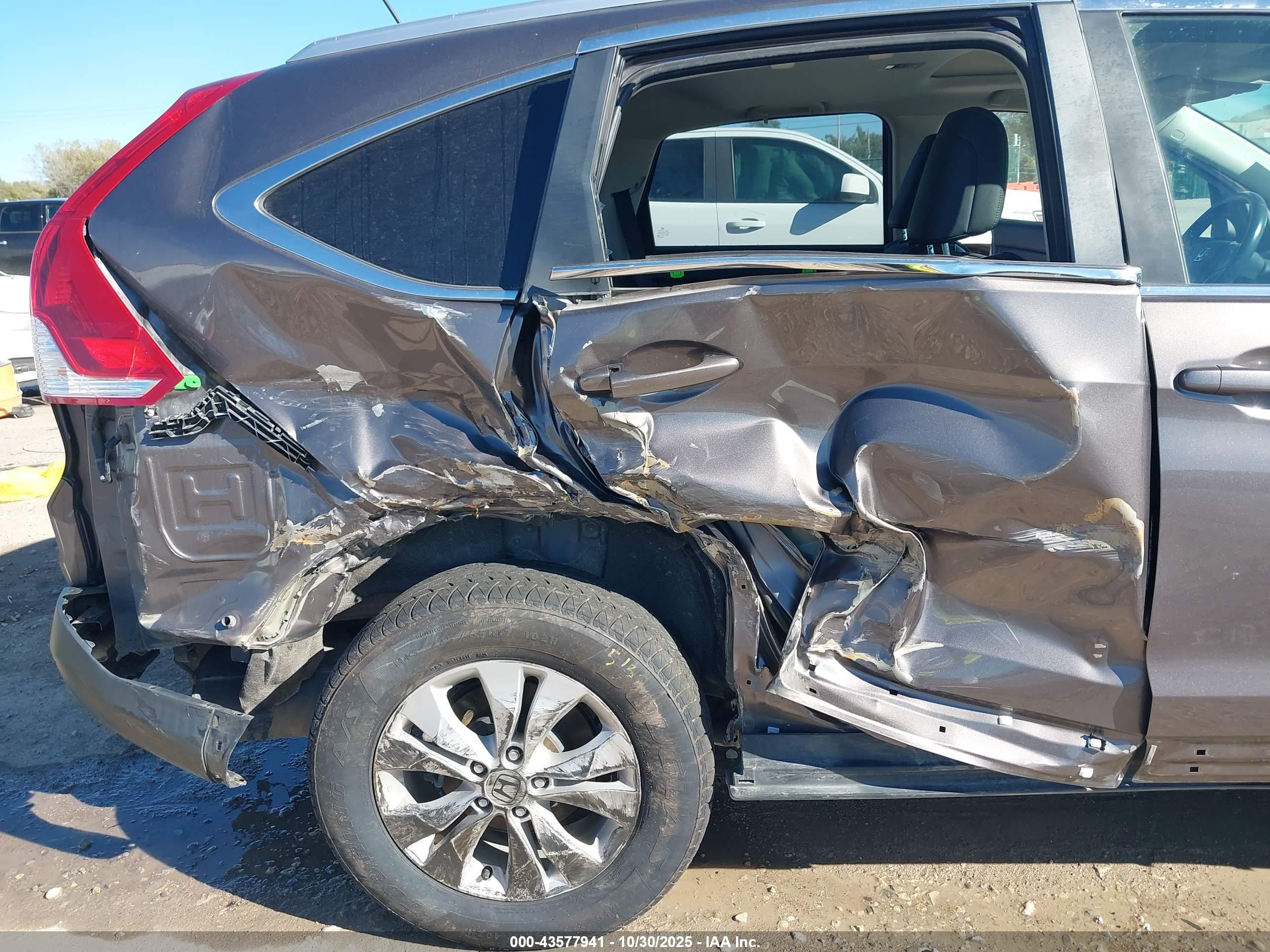 HONDA CR-V image 6