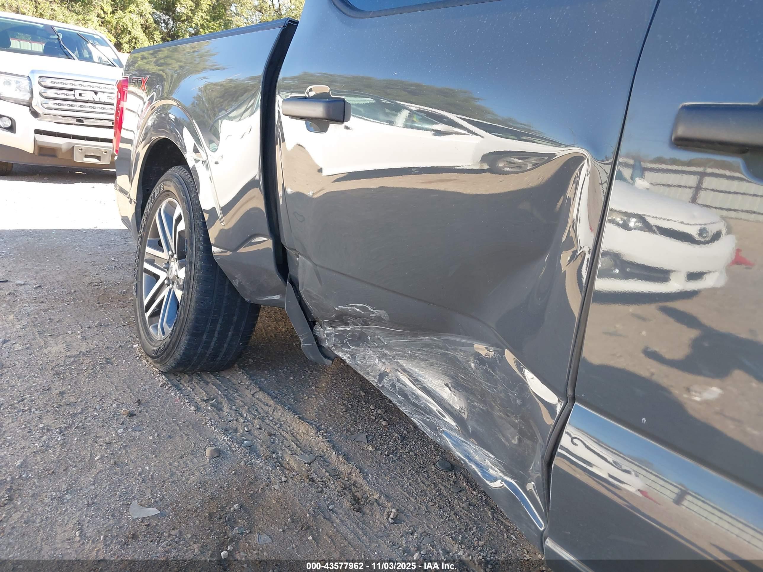 FORD F-150 image 6