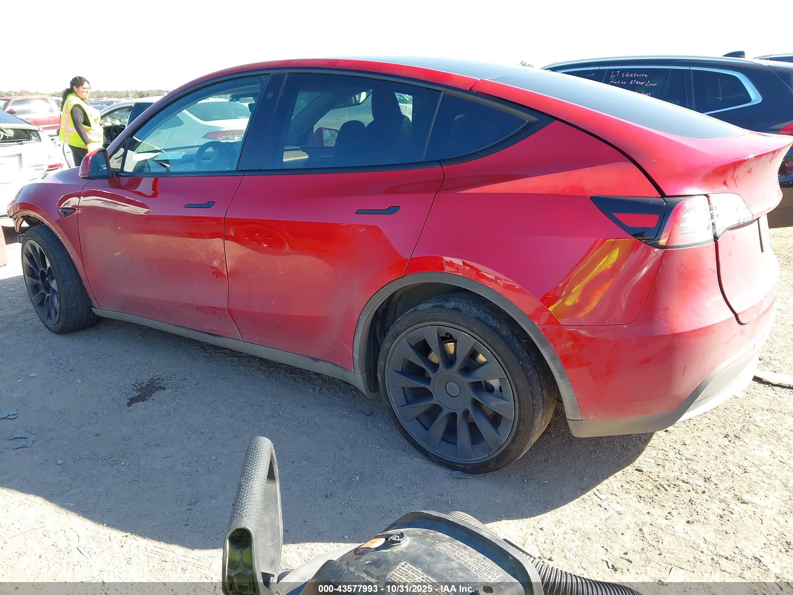 TESLA MODEL image 3