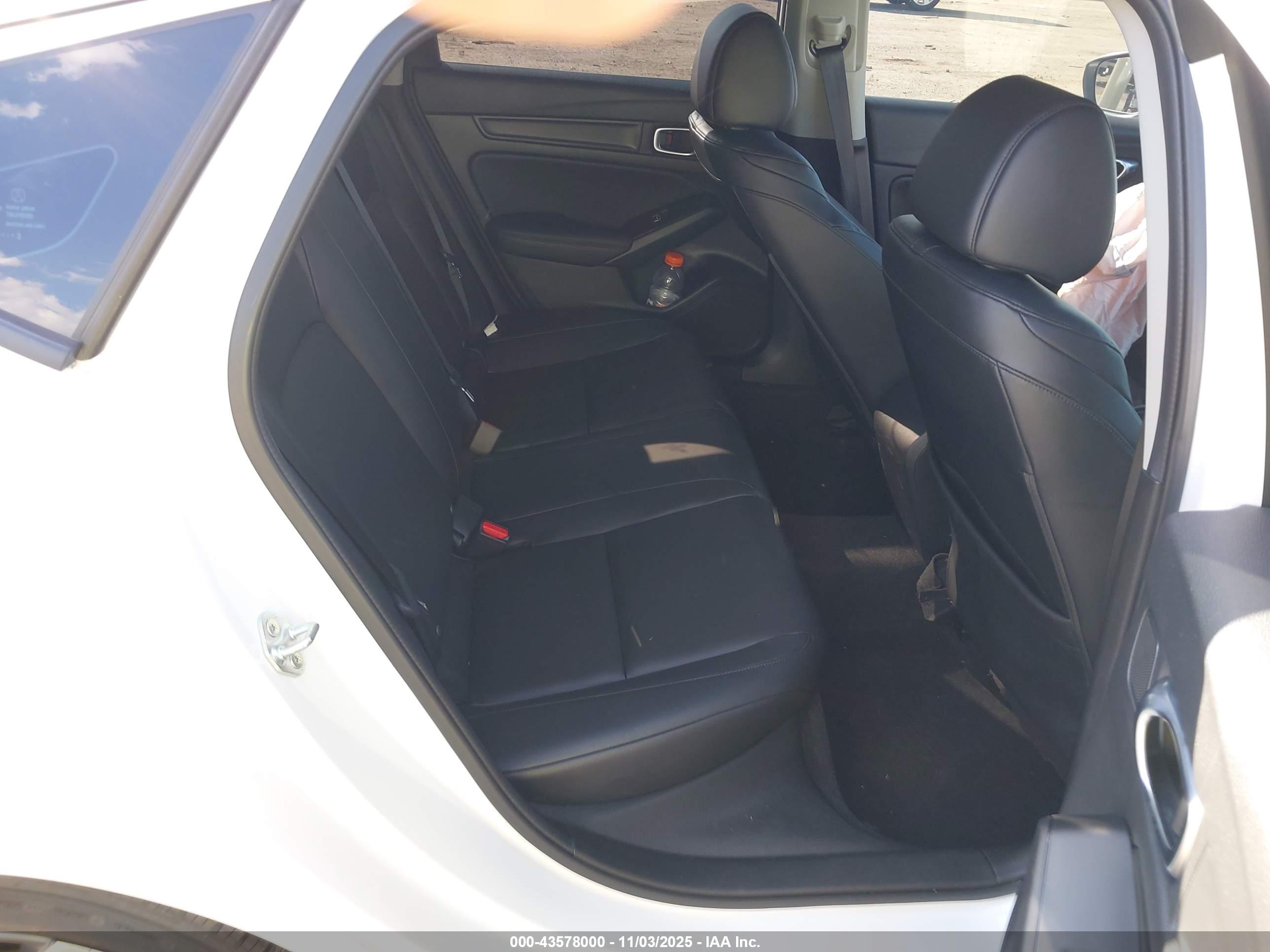 ACURA INTEGRA image 8