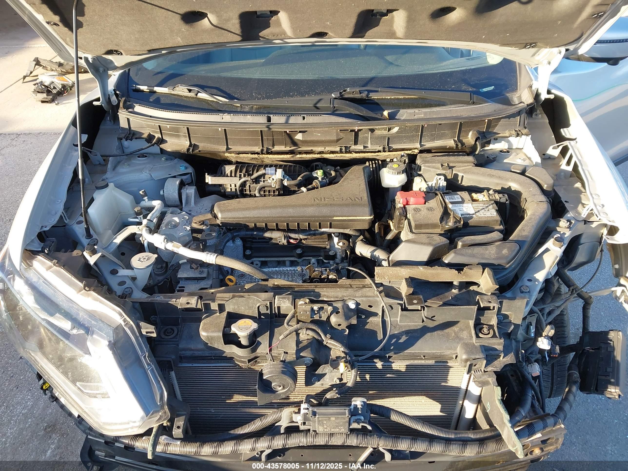 NISSAN ROGUE image 10